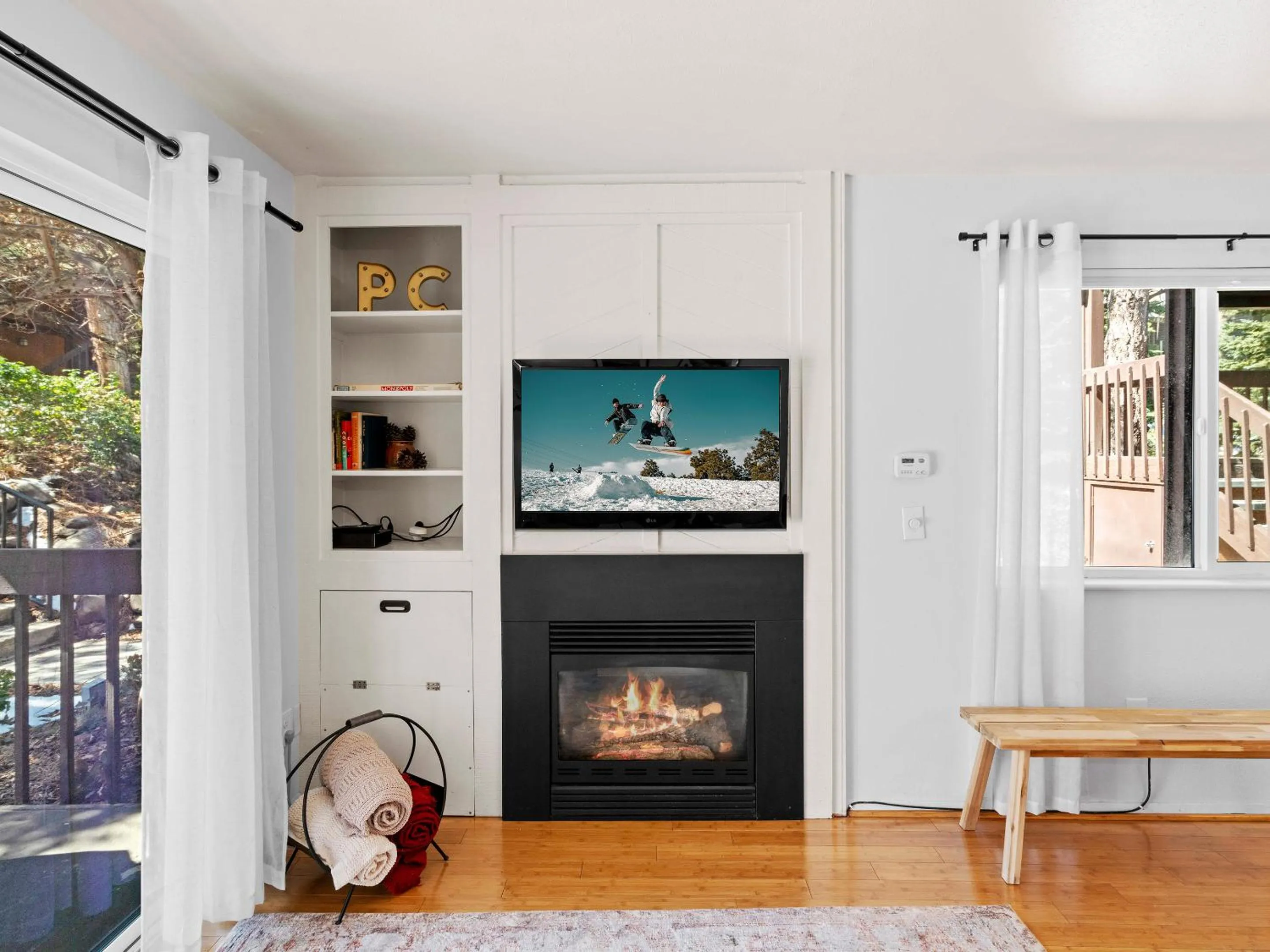 Living room in Red Pine Condominiums by All Seasons Resort Lodging