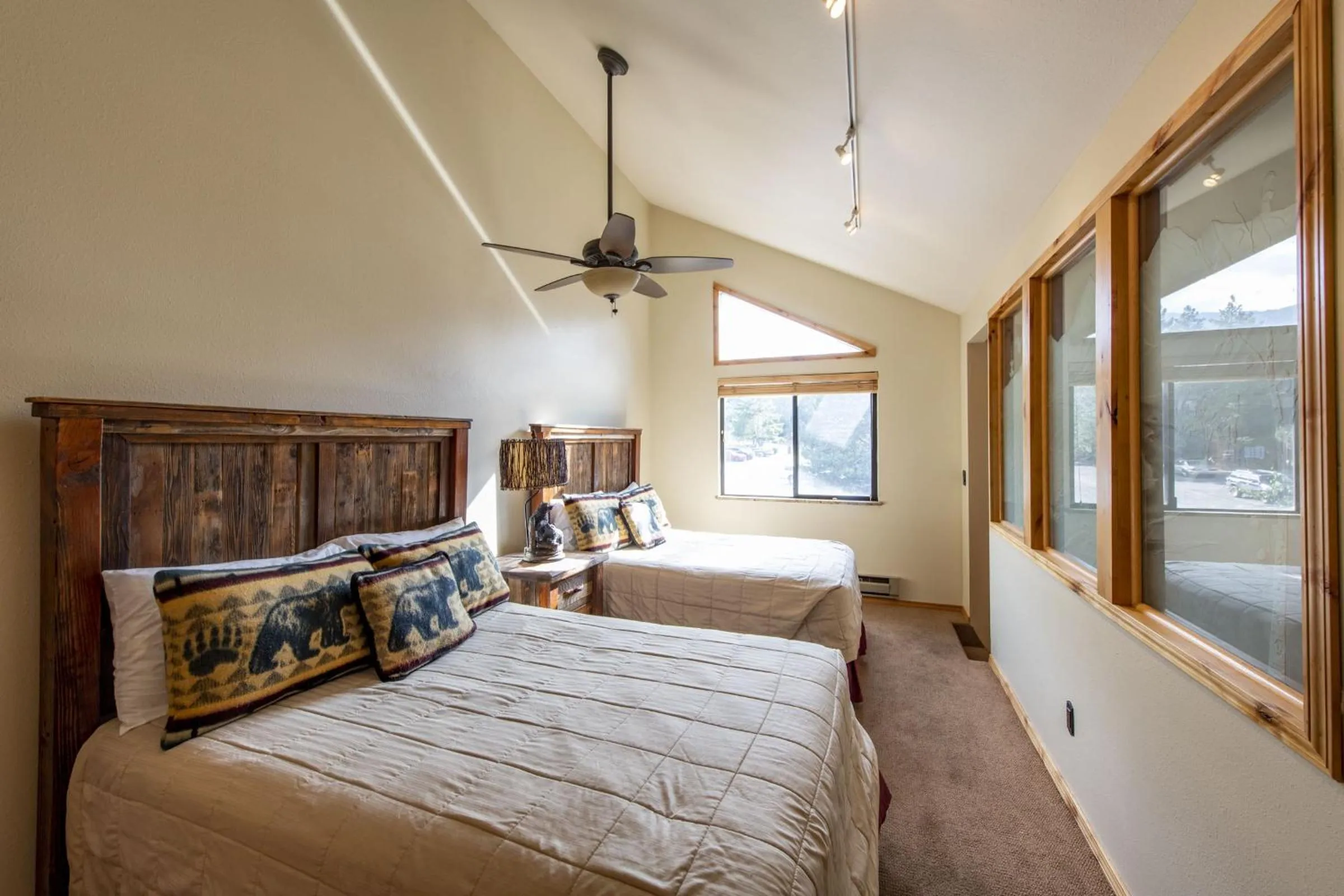 Bedroom, Bed in Red Pine Condominiums by All Seasons Resort Lodging