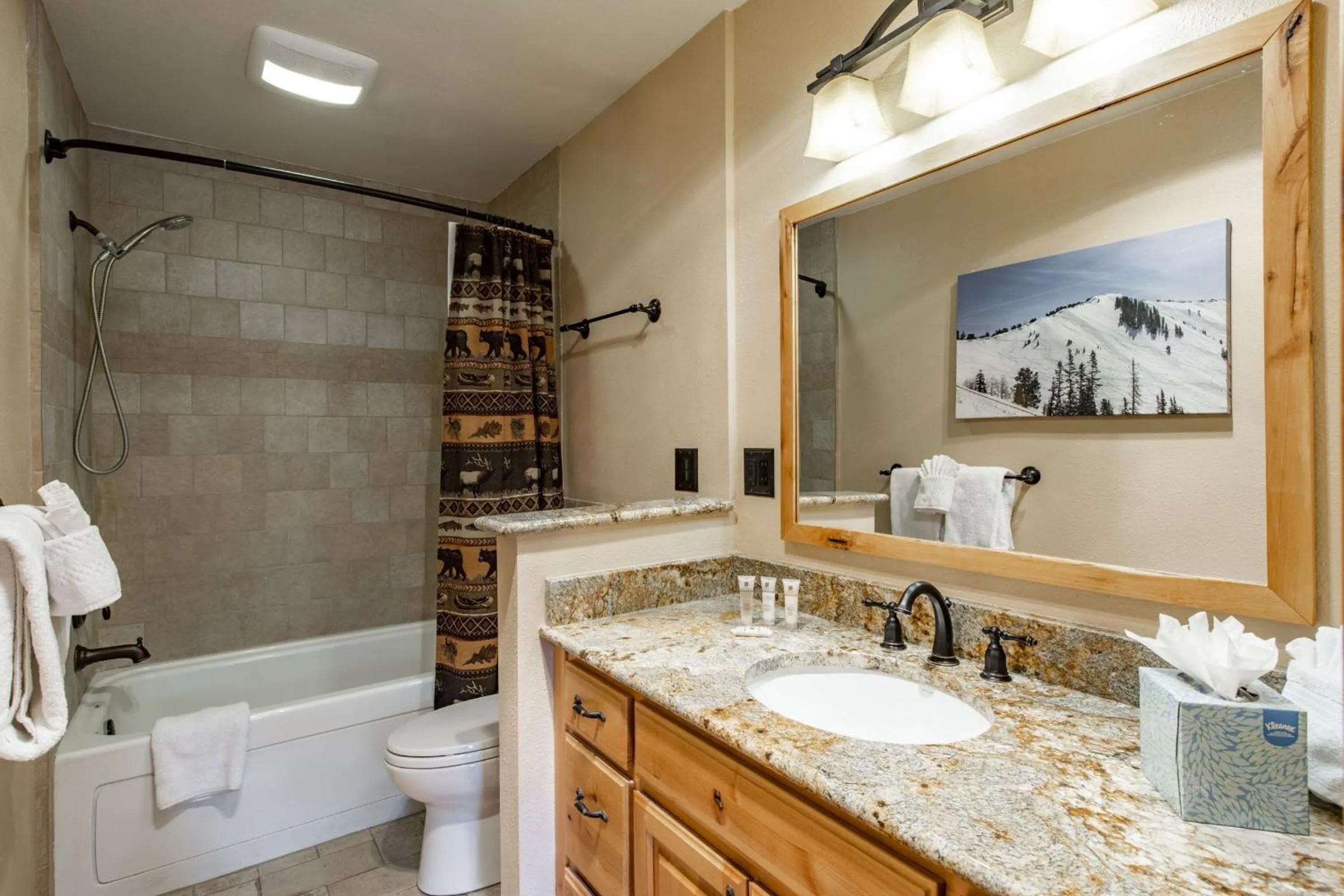 Bathroom in Red Pine Condominiums by All Seasons Resort Lodging