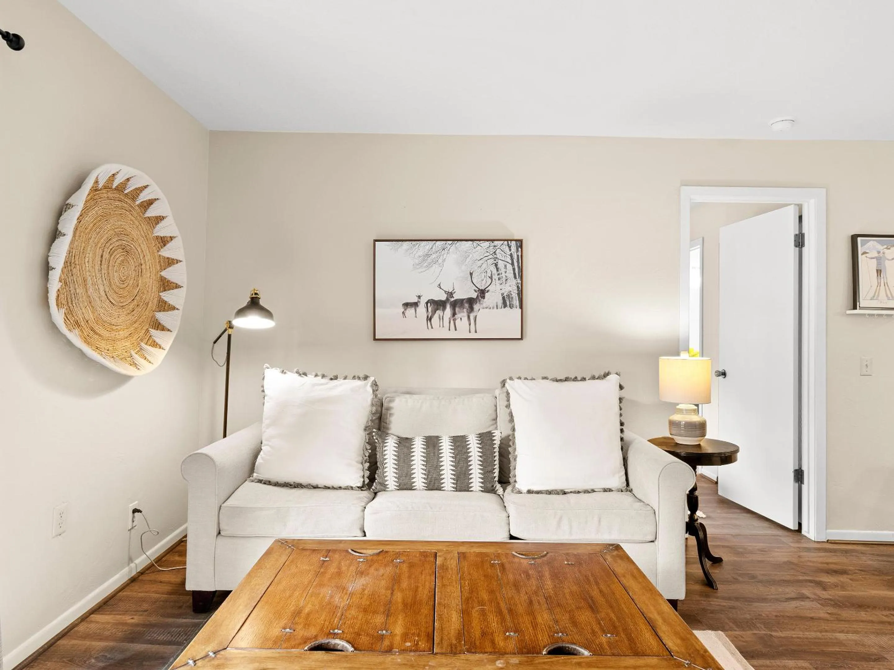 Living room in Red Pine Condominiums by All Seasons Resort Lodging