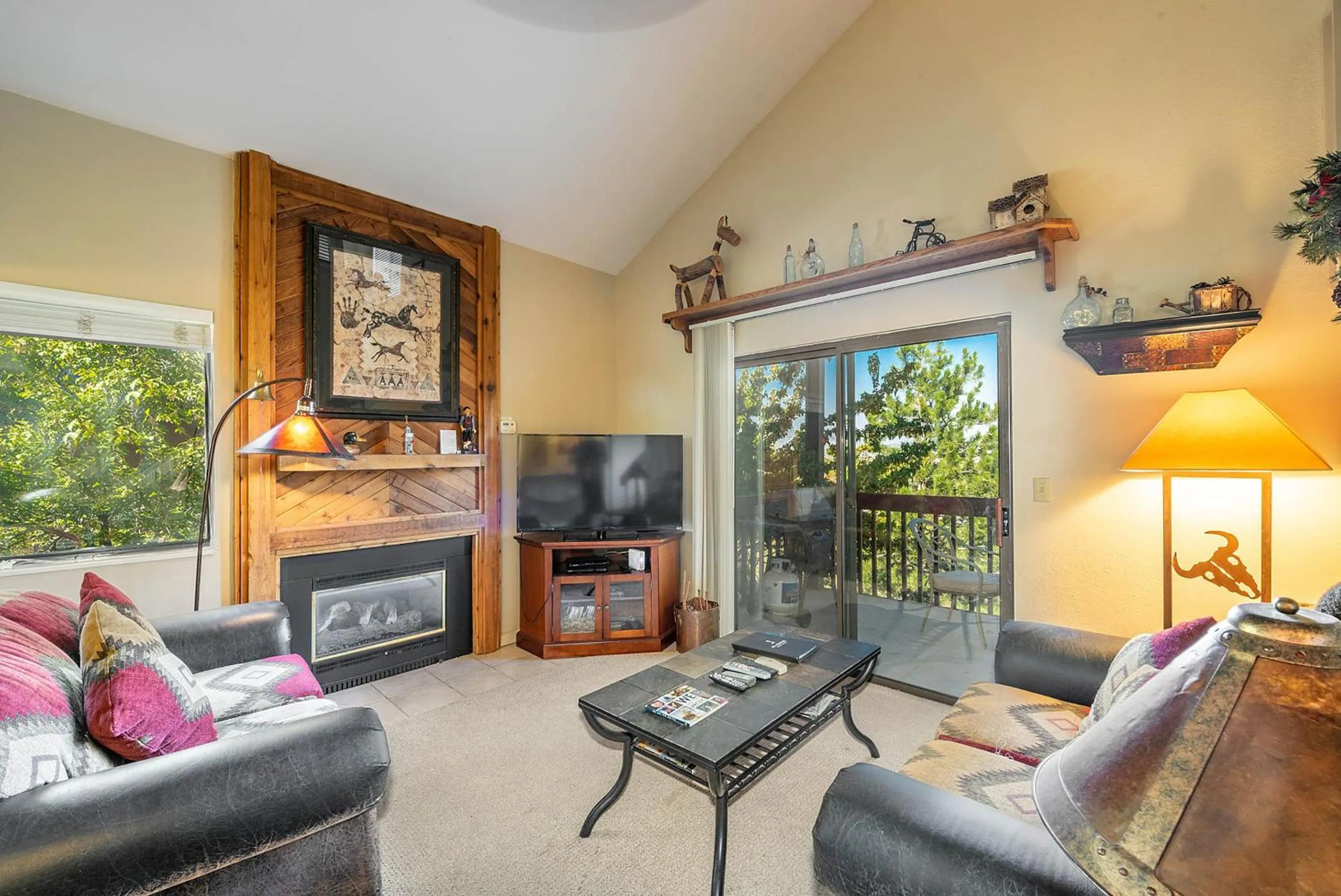 Living room in Red Pine Condominiums by All Seasons Resort Lodging