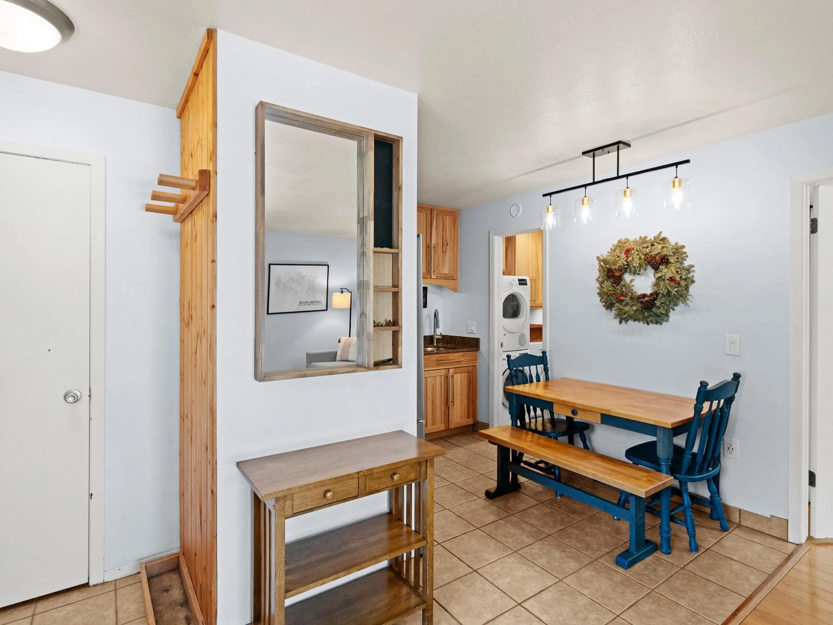 kitchen in Red Pine Condominiums by All Seasons Resort Lodging