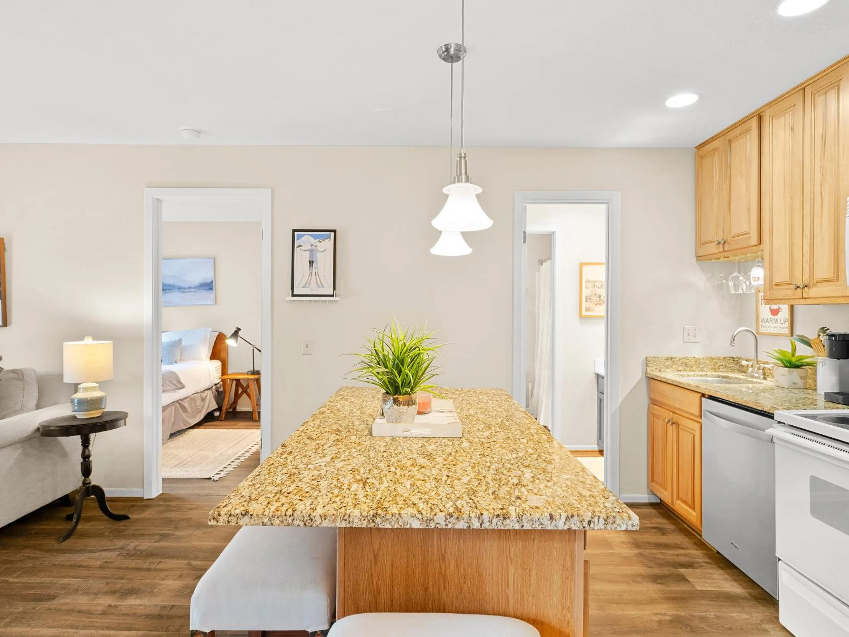 Kitchen or kitchenette in Red Pine Condominiums by All Seasons Resort Lodging