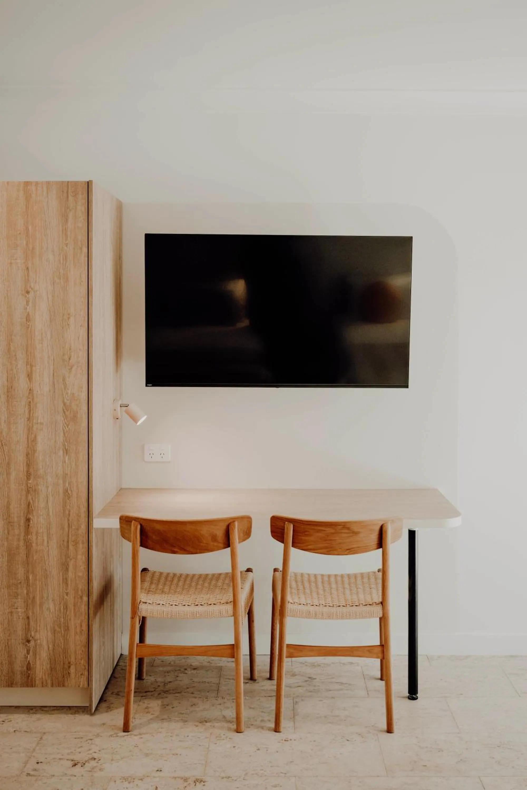 Communal lounge/ TV room in The Cudgee at Mudgee