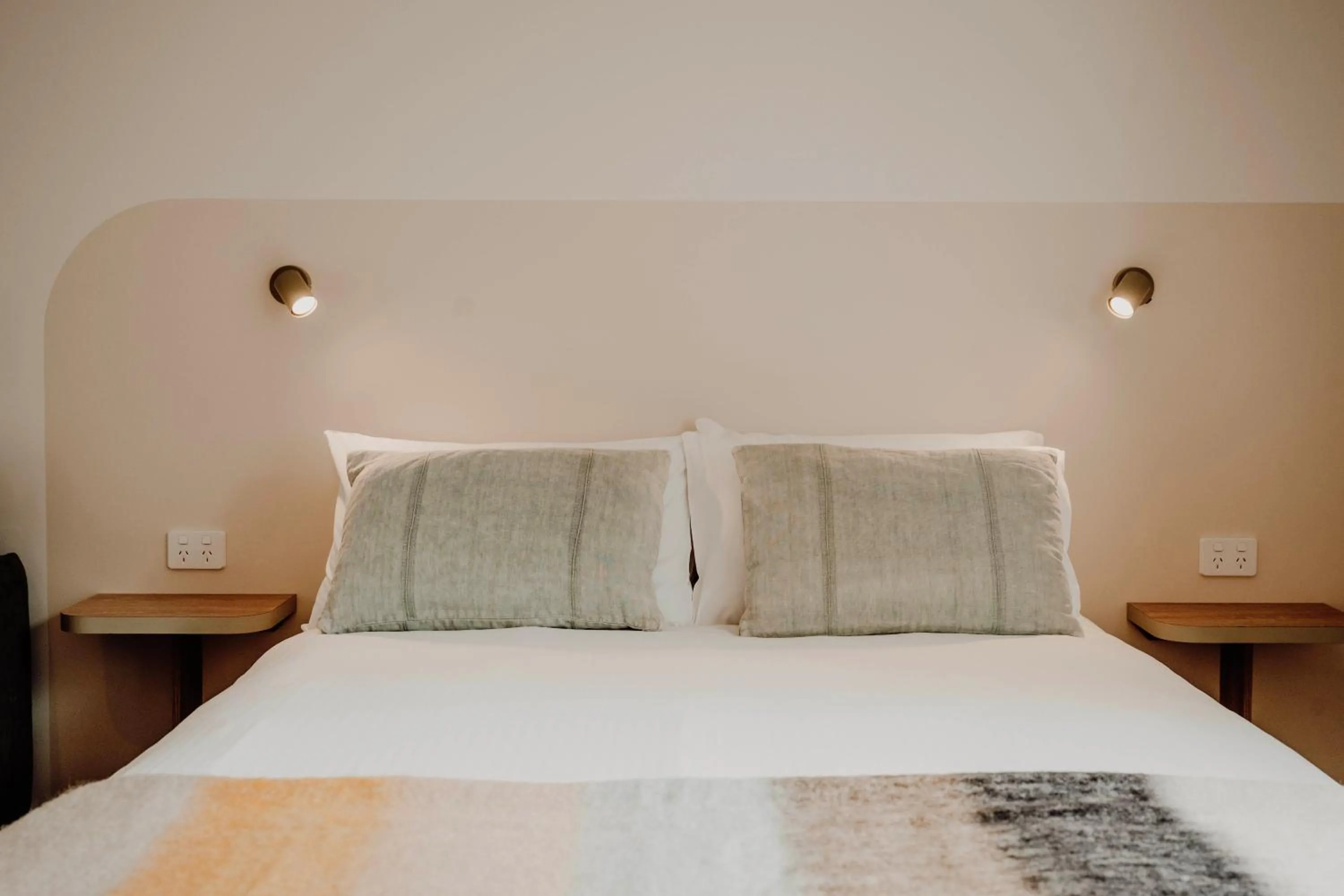 Bed in The Cudgee at Mudgee