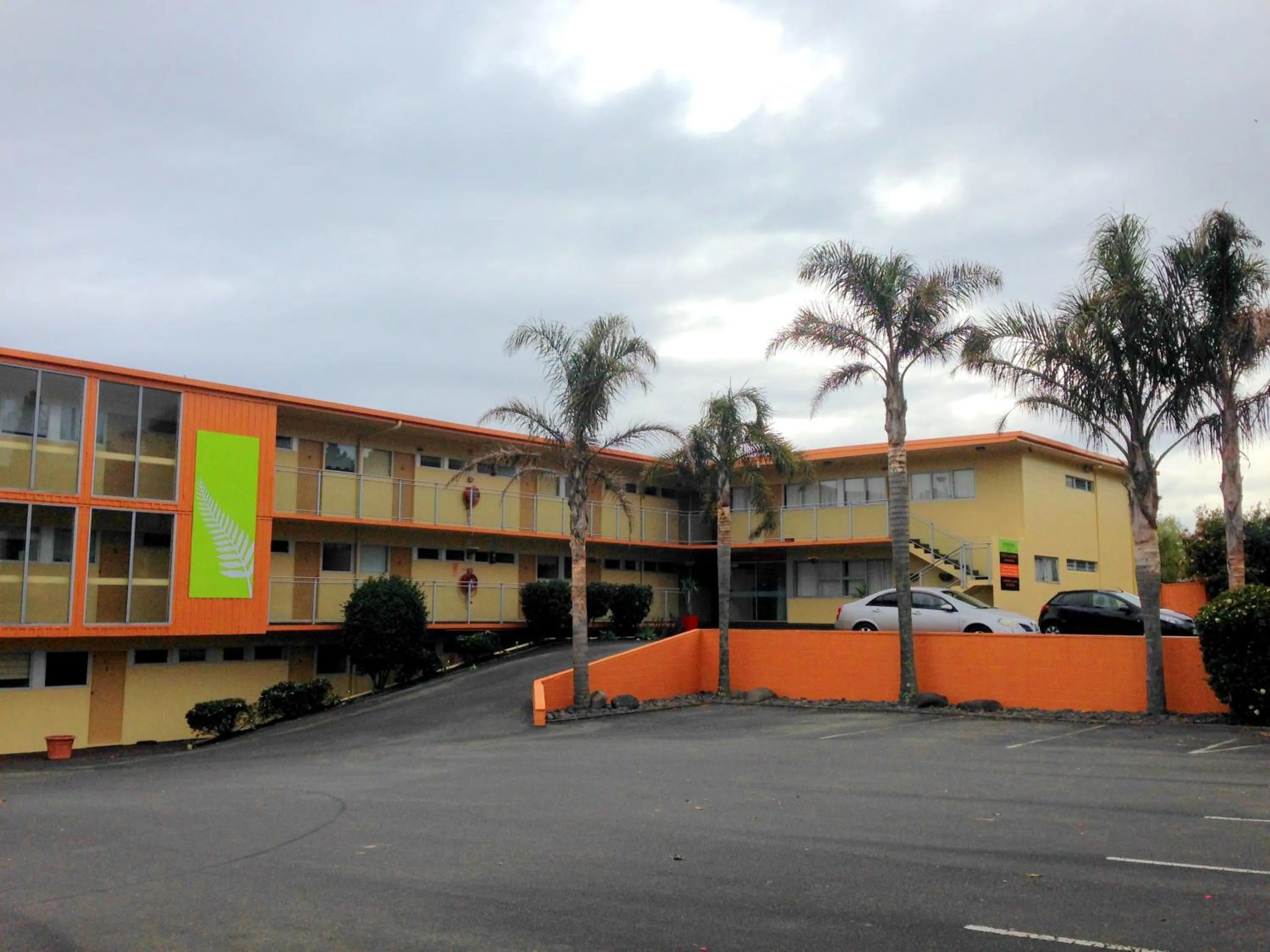 Property building in Greenview Motel