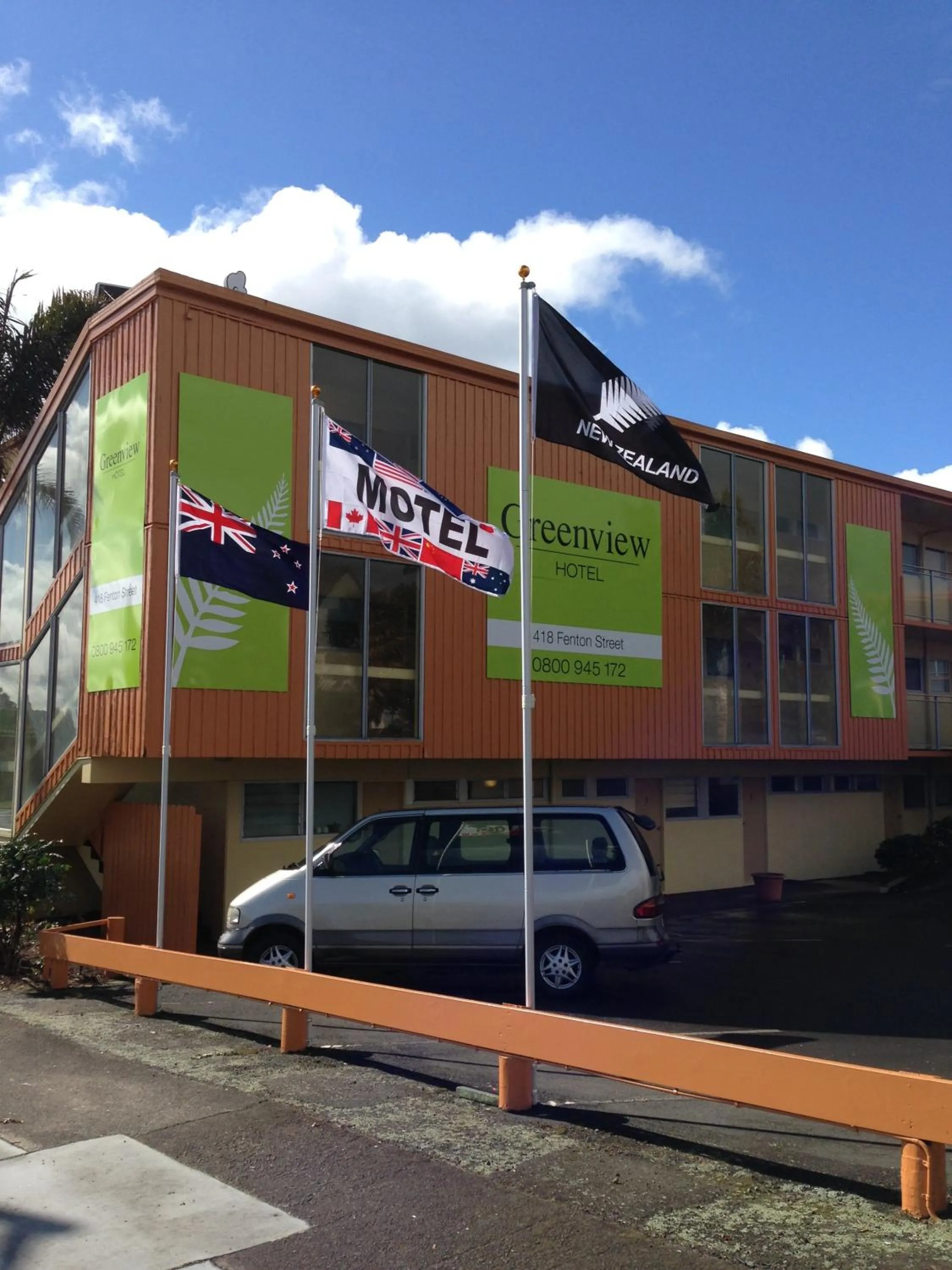 Property building in Greenview Motel