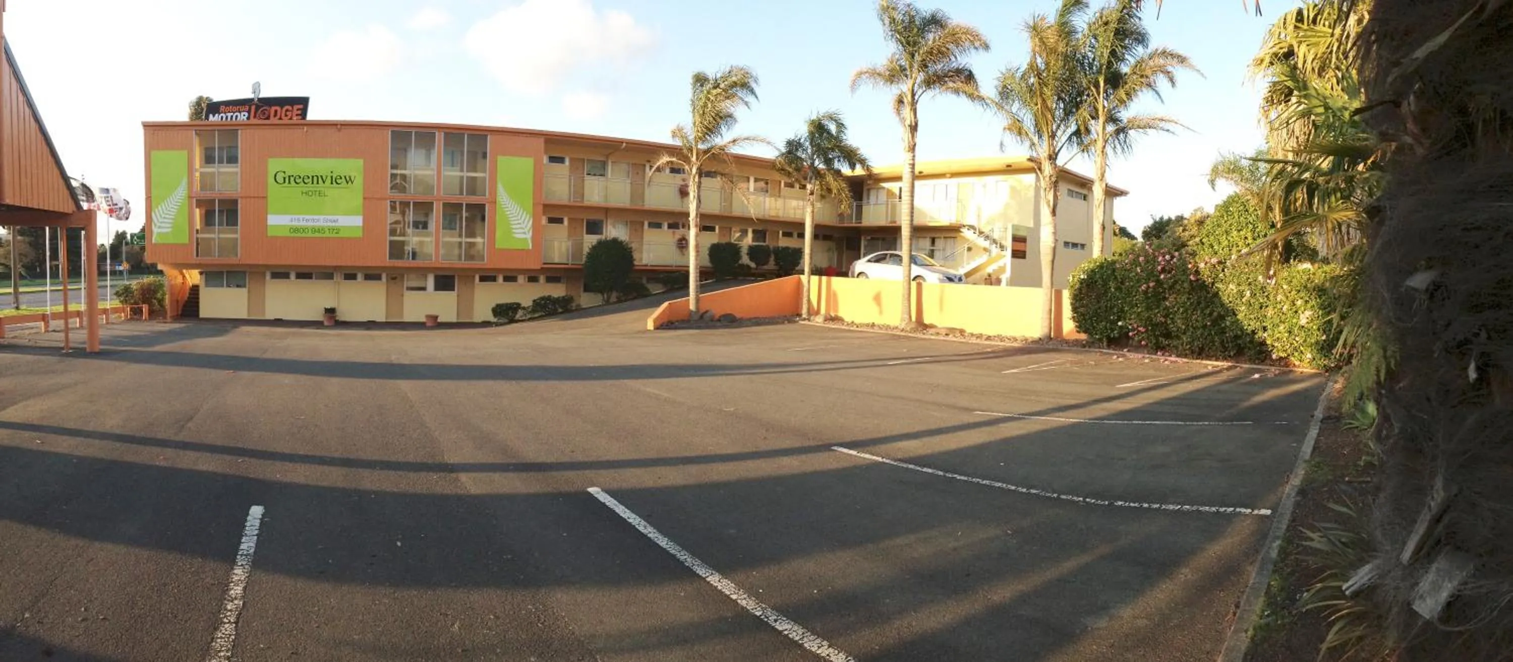 Property building in Greenview Motel