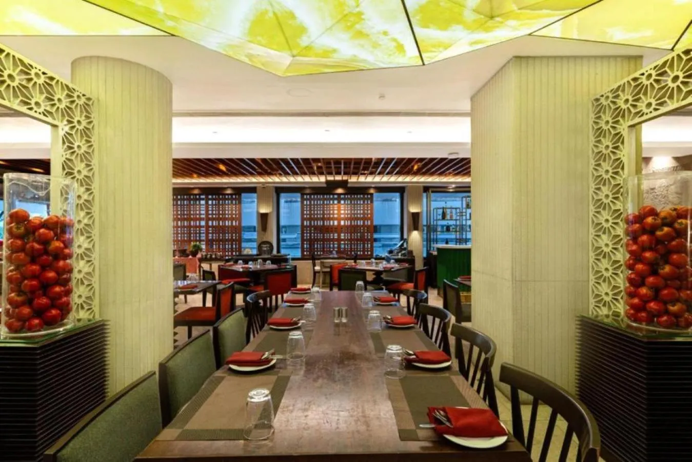 Restaurant/places to eat in The Mirador