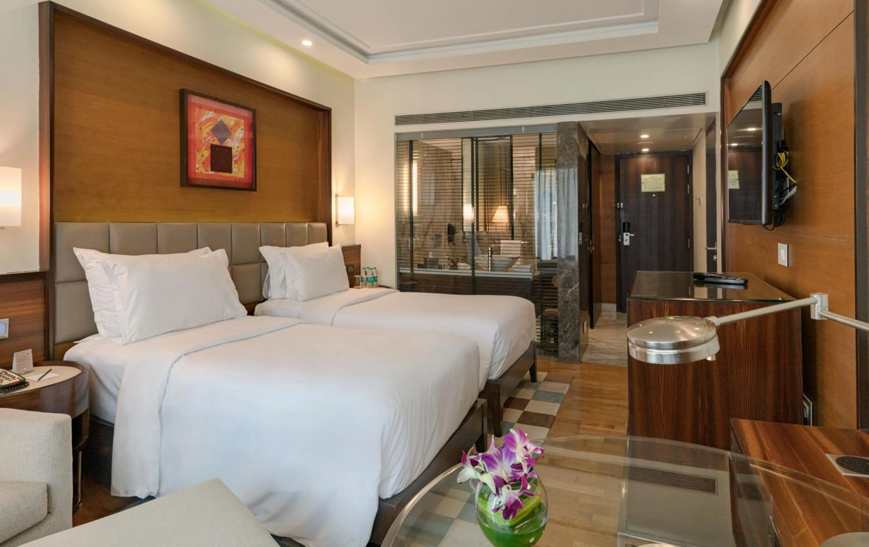 Photo of the whole room, Bed in The Mirador