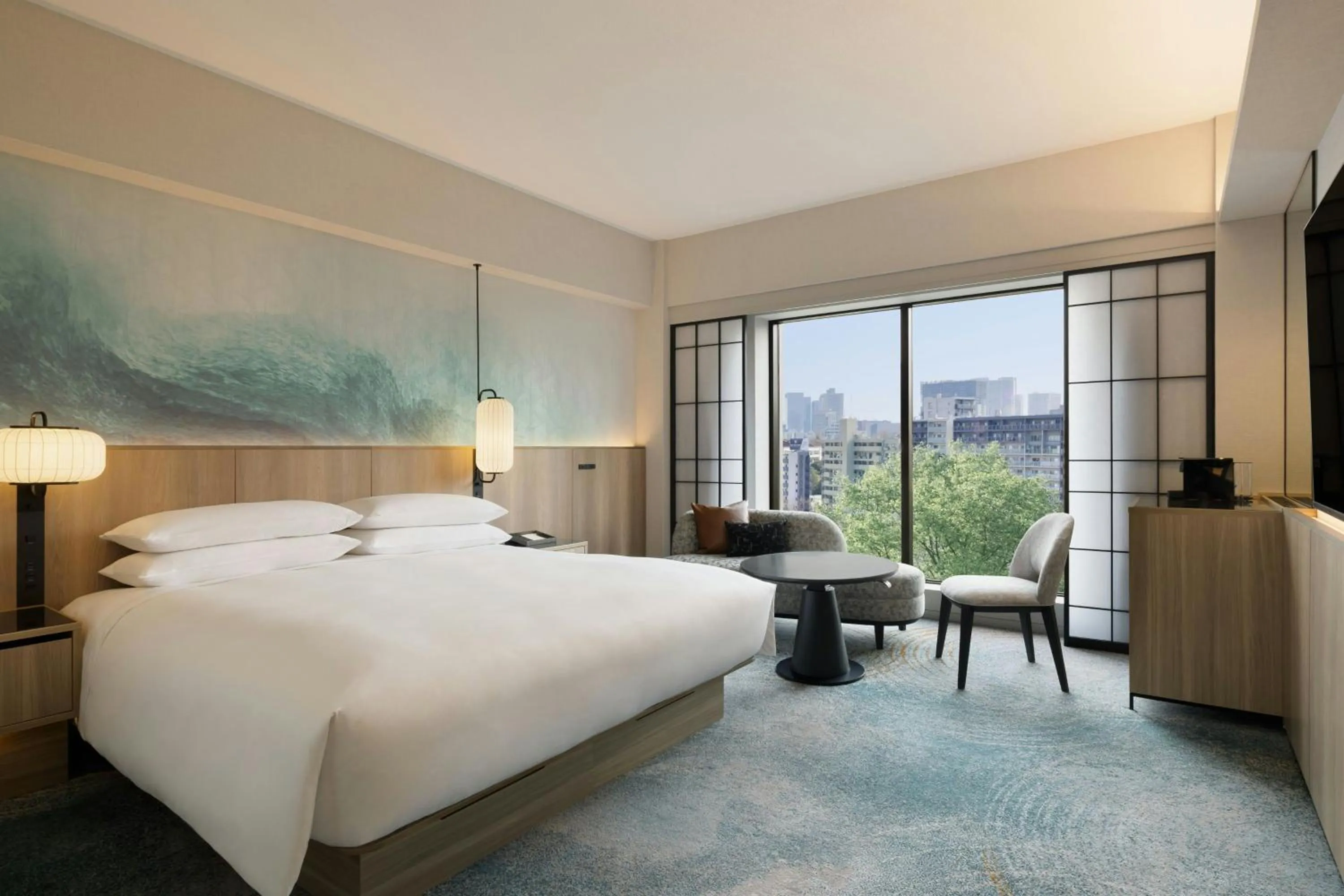 Photo of the whole room, Bed in Sheraton Miyako Hotel Tokyo