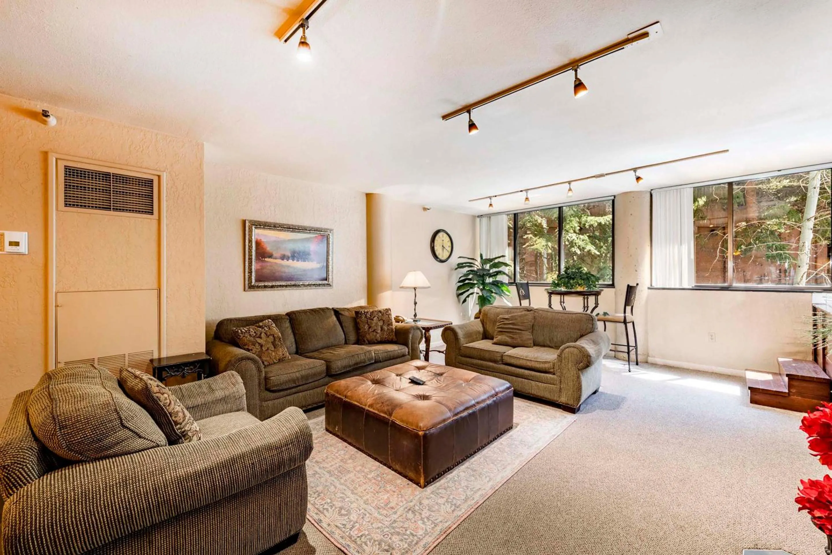 Living room in Silver King by All Seasons Resort Lodging