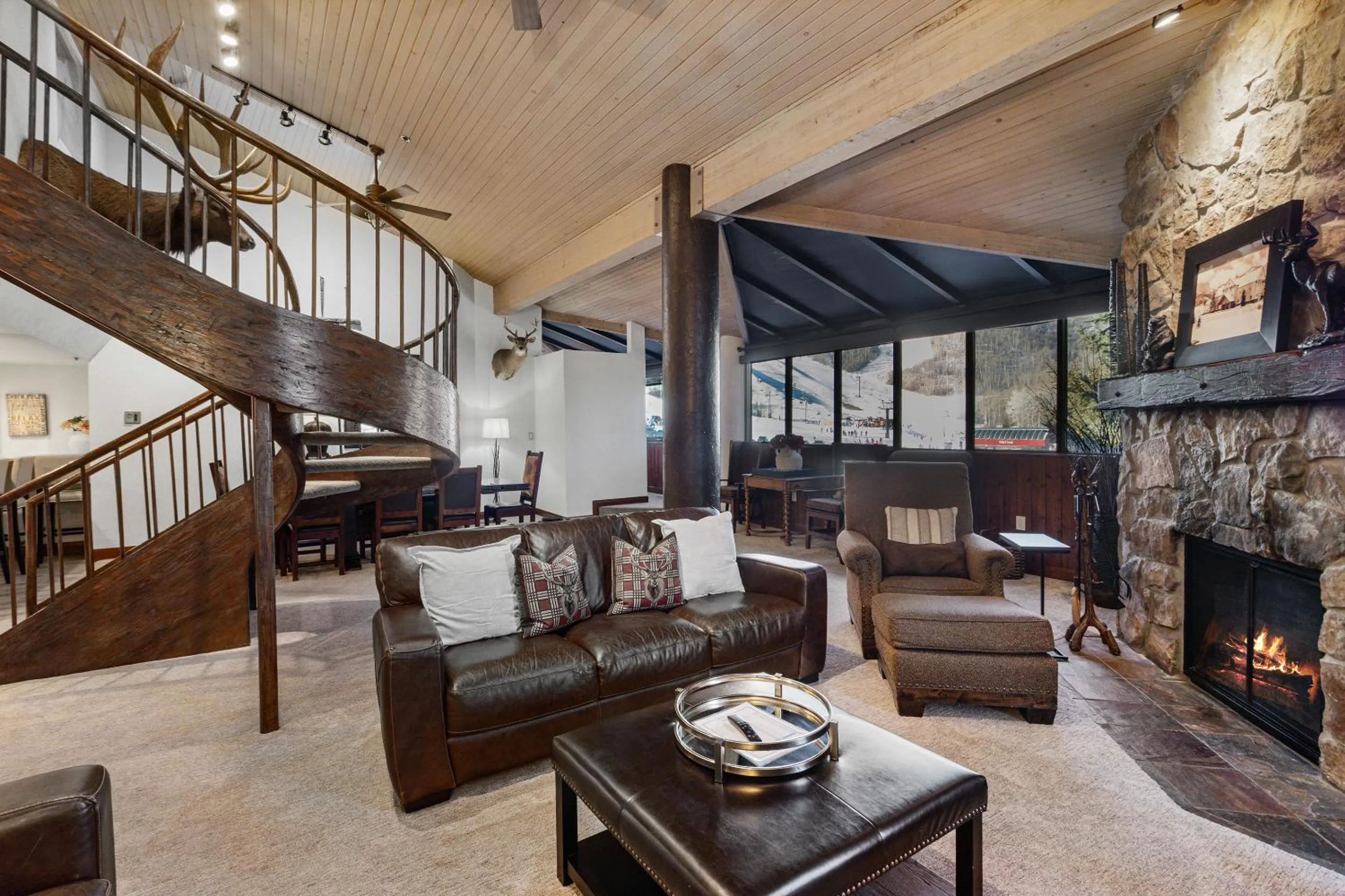 Living room in Silver King by All Seasons Resort Lodging