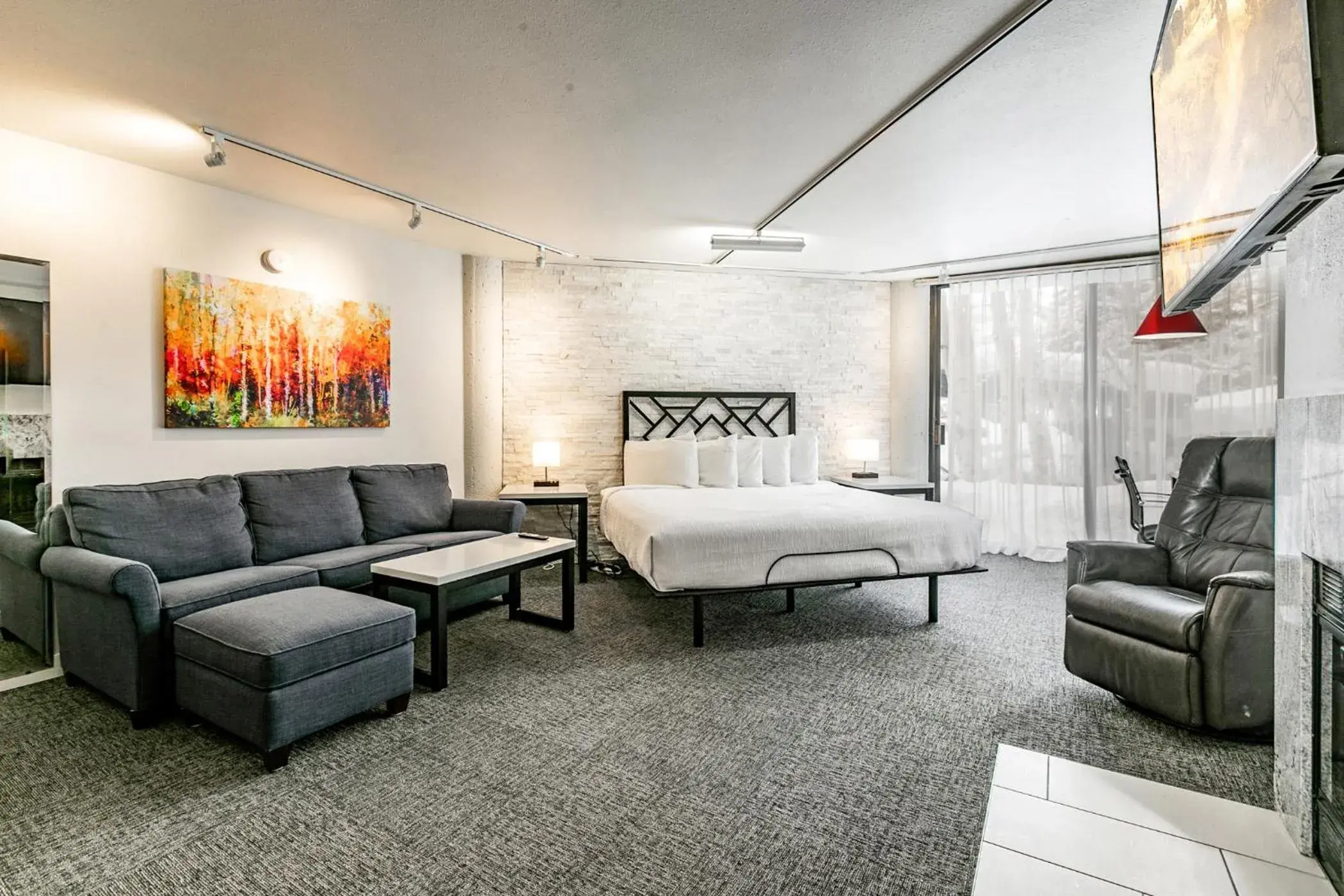 Studio Suite in Silver King by All Seasons Resort Lodging Studio Suite in Silver King by All Seasons Resort Lodging