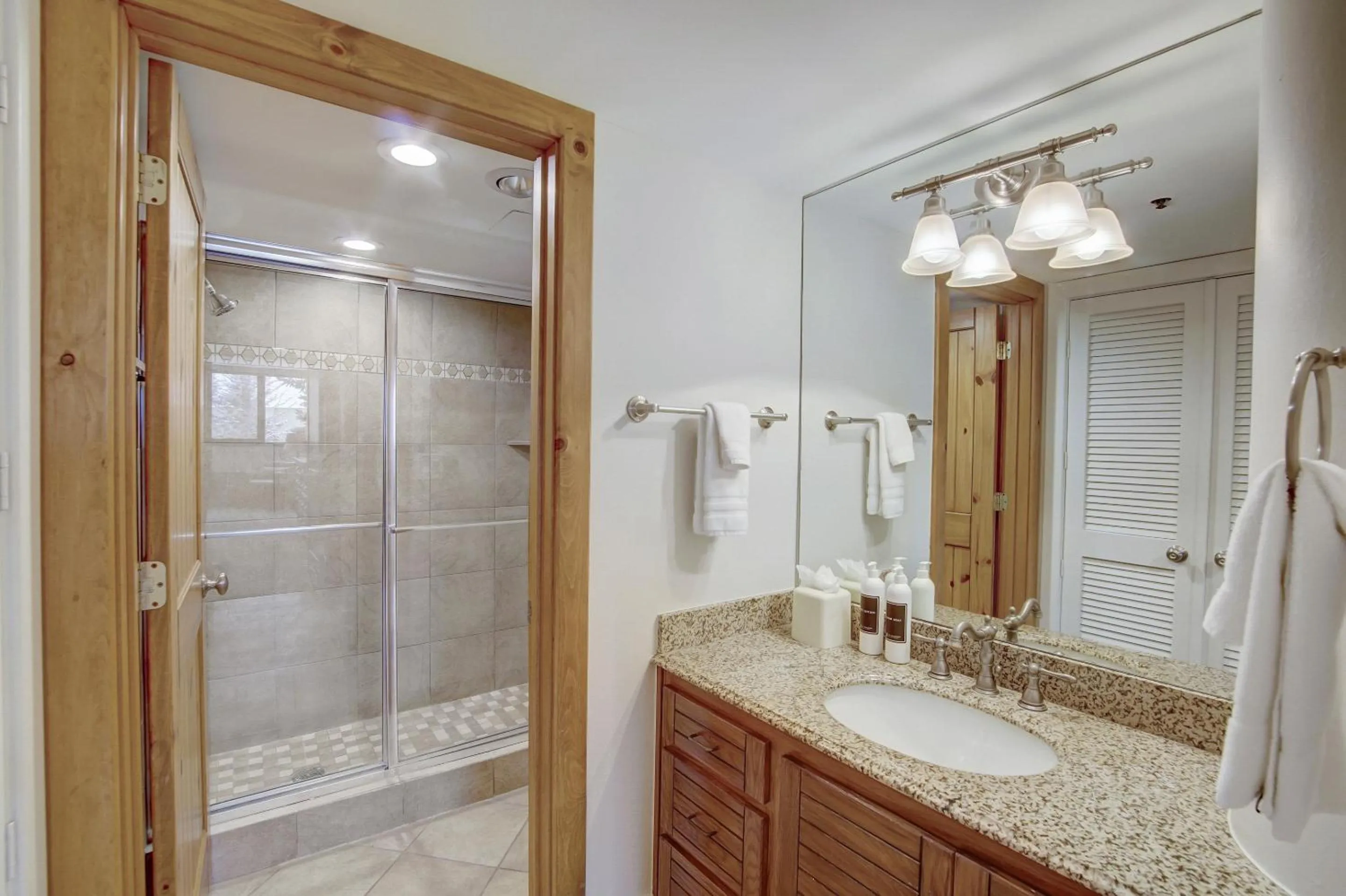 Shower in Silver King by All Seasons Resort Lodging