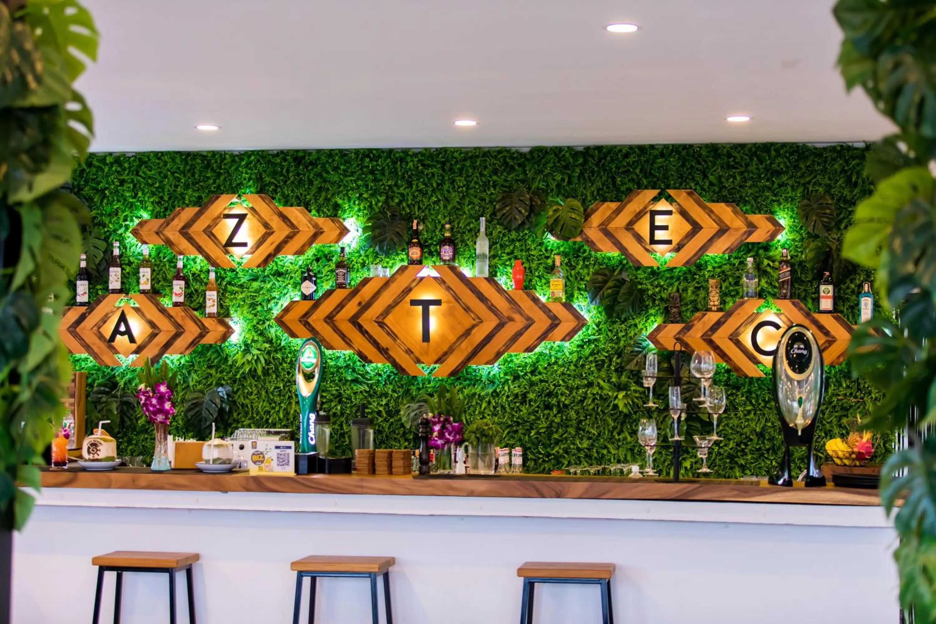 Restaurant/places to eat in Maya Resort Samui - Family resort-Sha Plus Extra