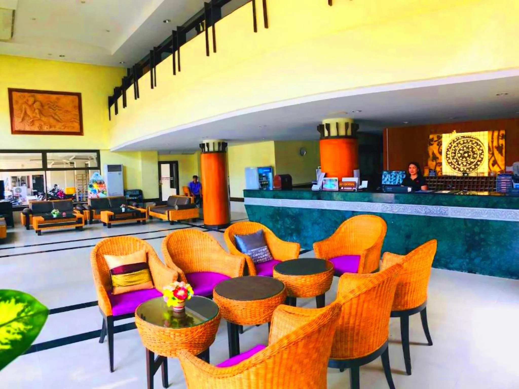 Lobby or reception in Piyada Residence By TecHotels - Guest Friendly - Near to Beach, Famous Walking Street - Night Clubs , Bars & Discos