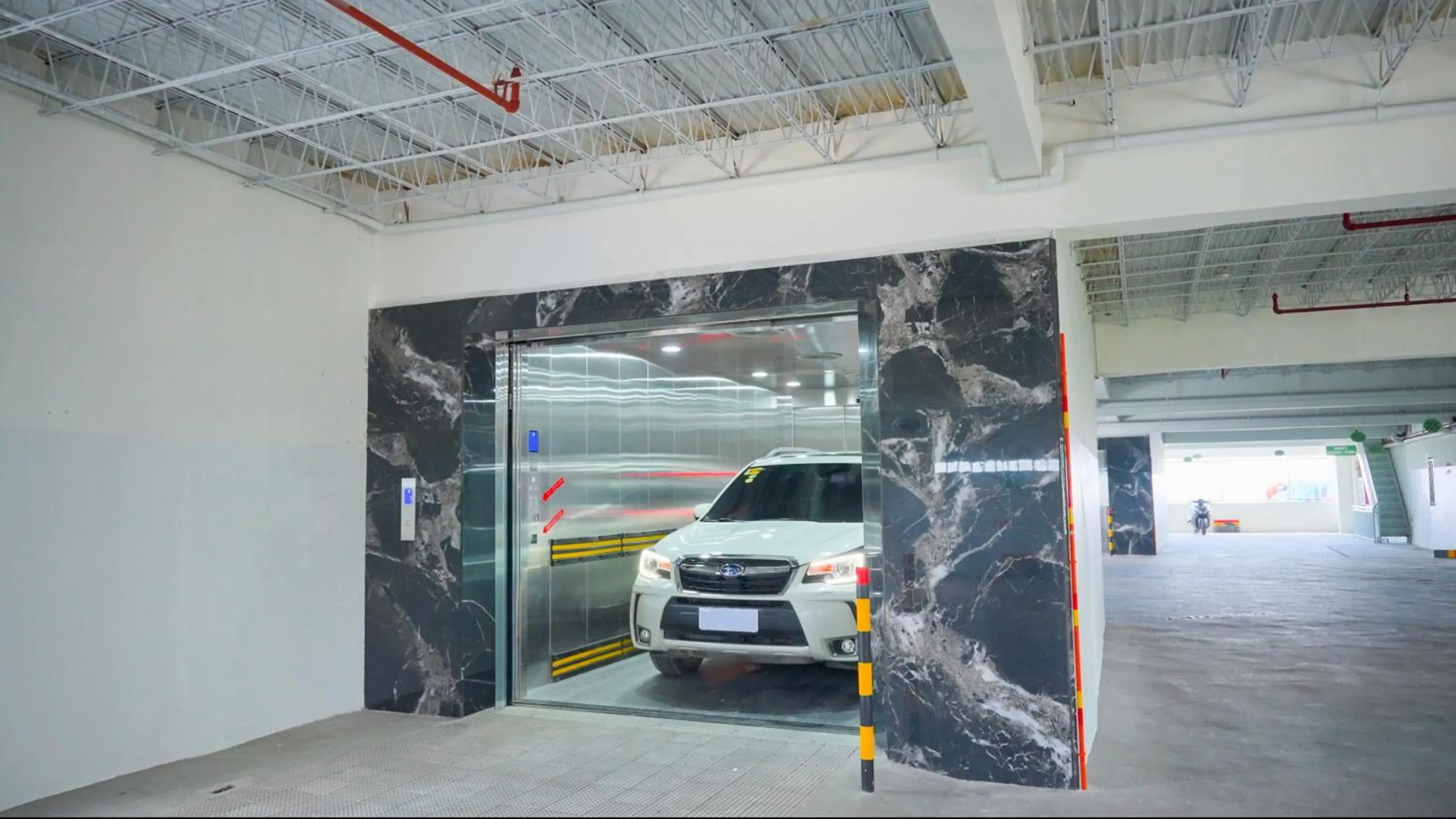 Parking in New Dawn Hotel Plus