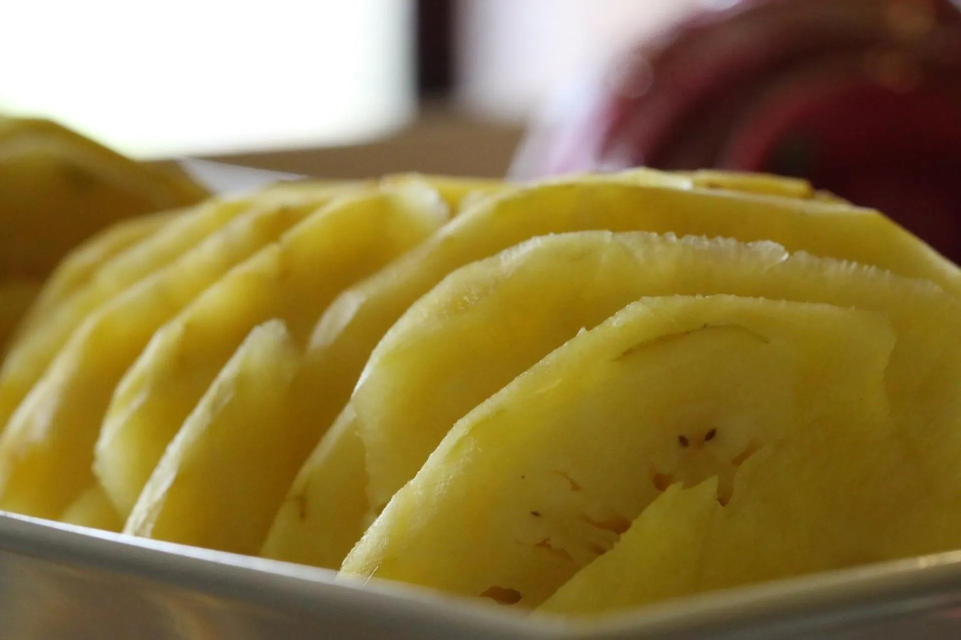 Restaurant/places to eat in Long Life Riverside Hotel