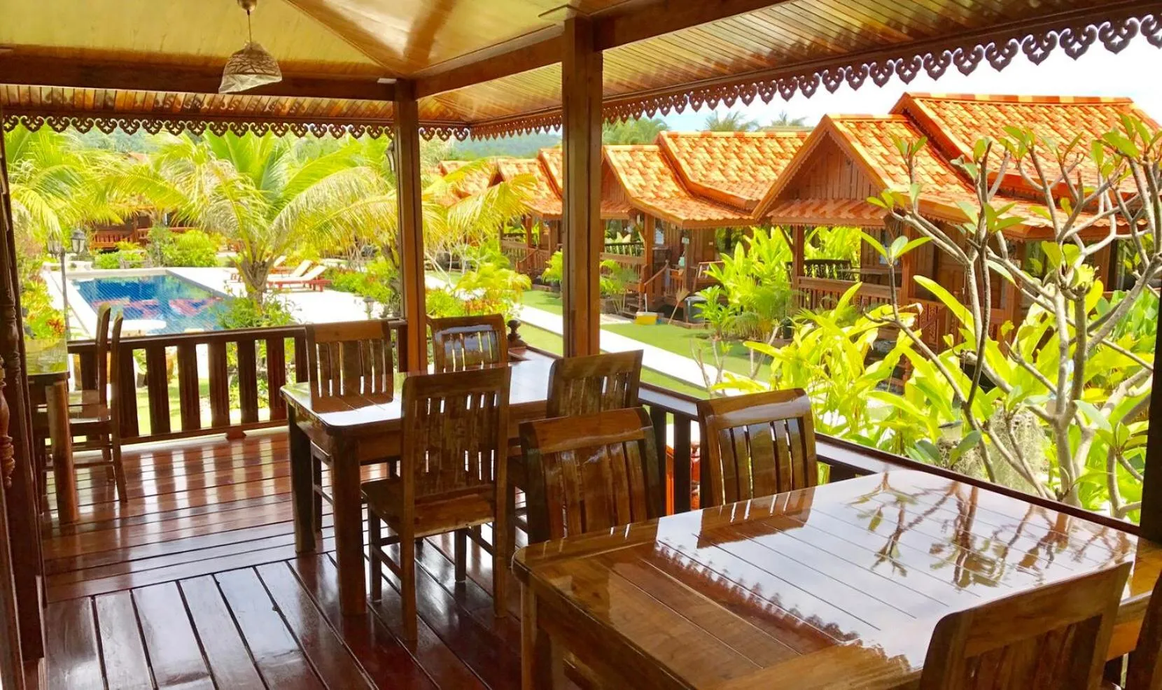 Restaurant/places to eat in Thai House Resort