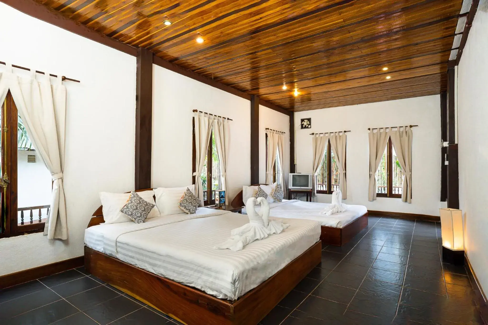 Twin Room with Garden View in Villa Khoum Xieng Thong Boutique Twin Room with Garden View in Villa Khoum Xieng Thong Boutique