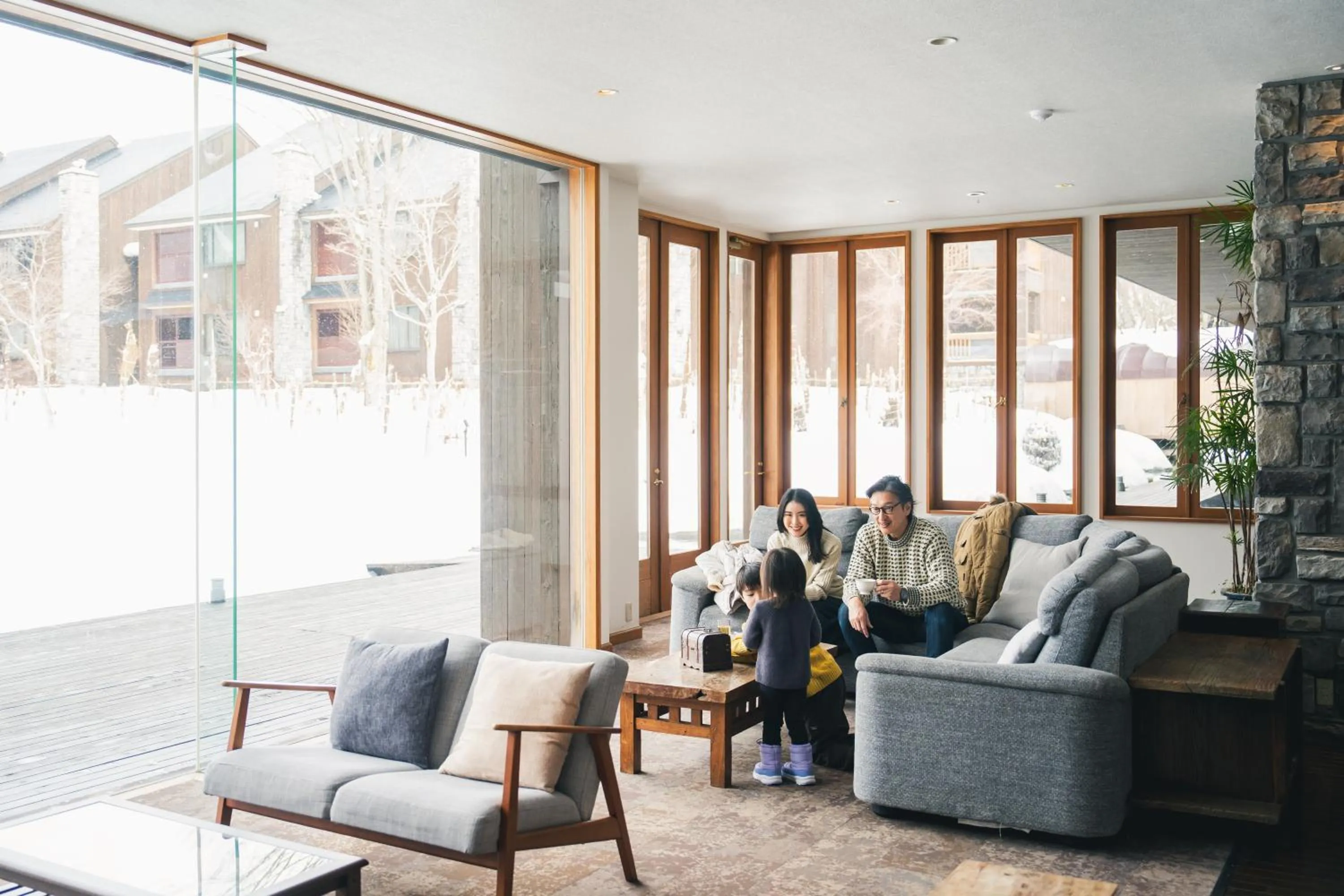 Communal lounge/ TV room in Hotel Sierra Resort Hakuba