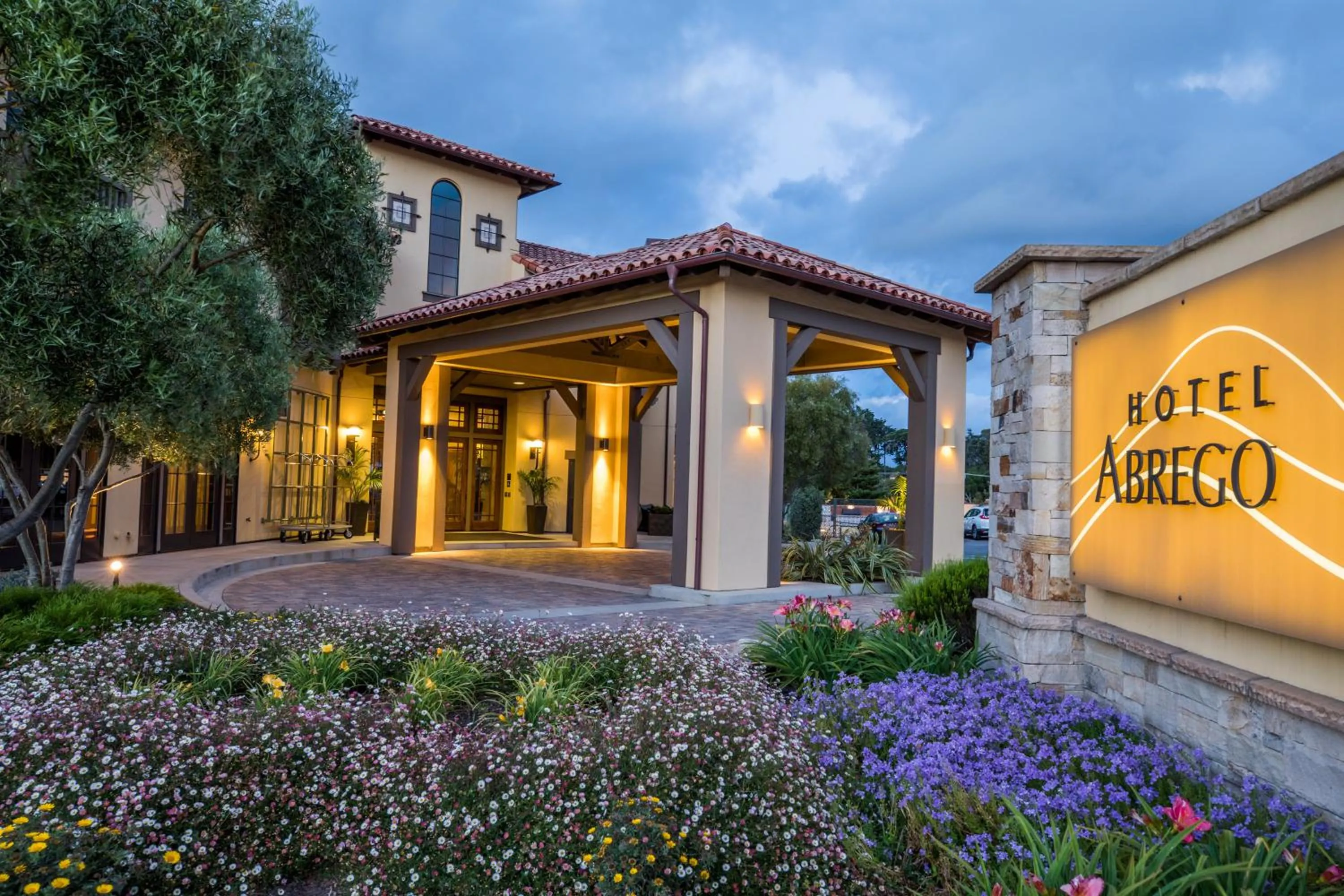 Property building in Hotel Abrego