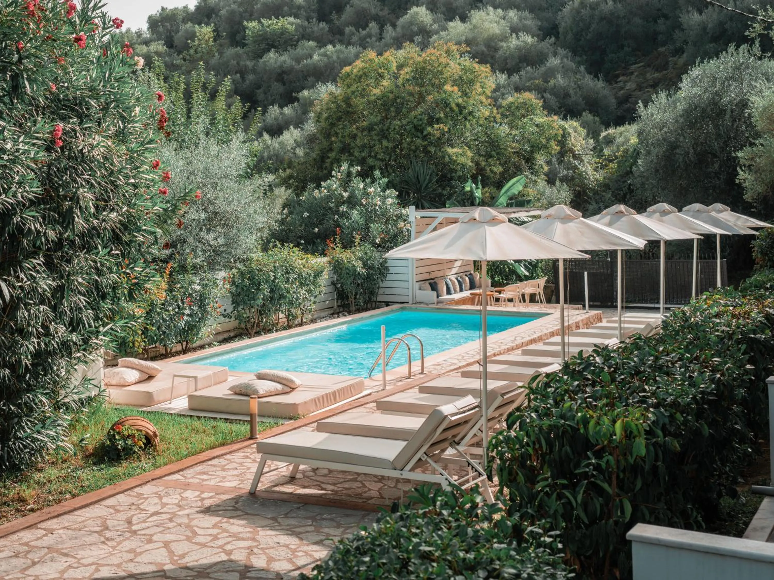 Swimming pool in Dracos Hotel