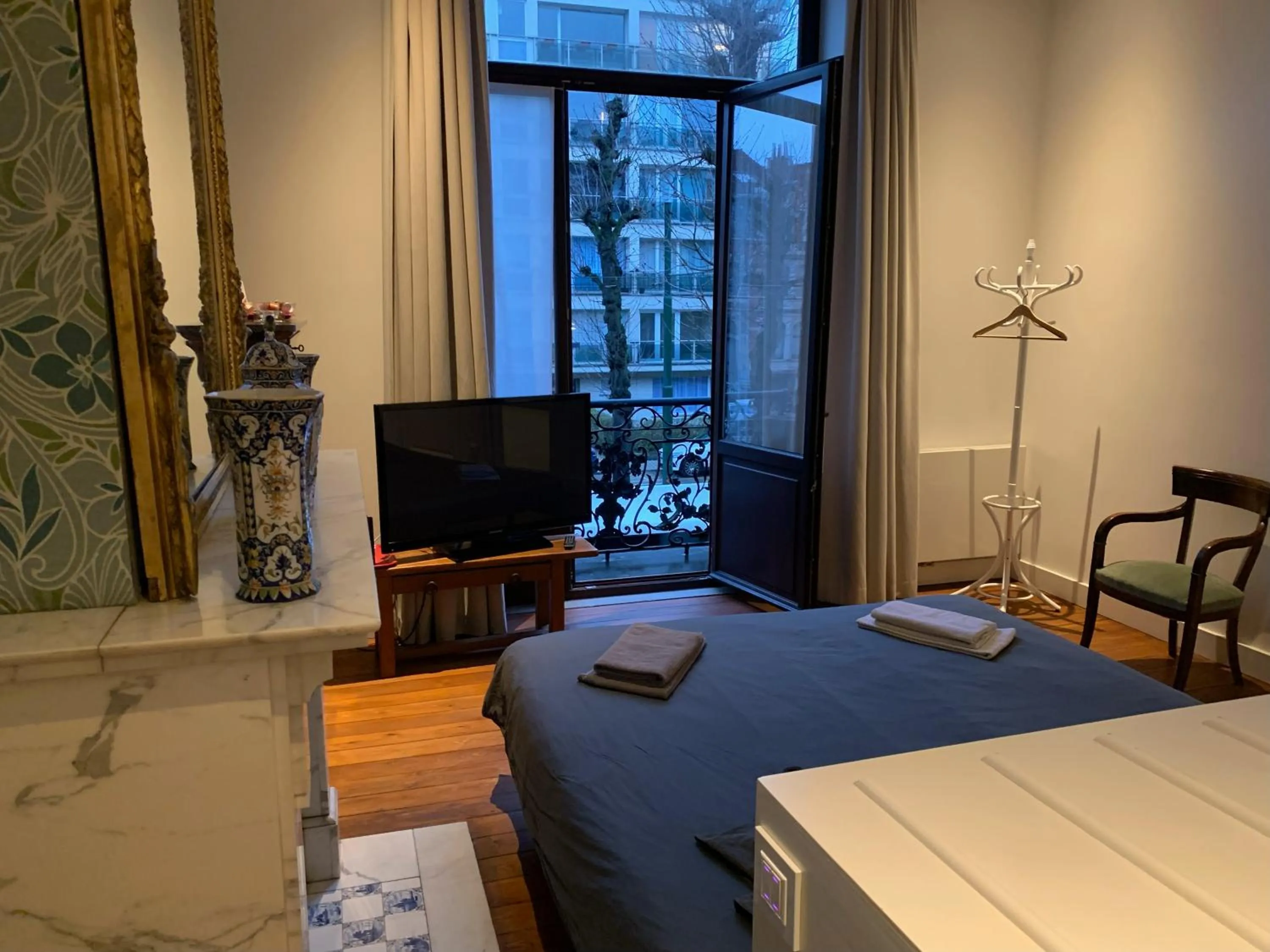 Bed in Albert Molière