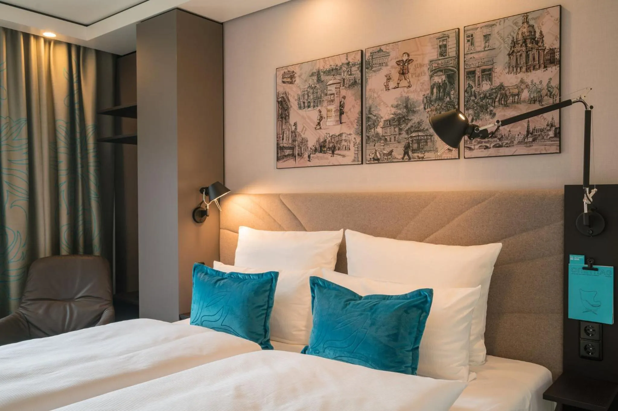 Photo of the whole room, Bed in Motel One Dresden - Palaisplatz