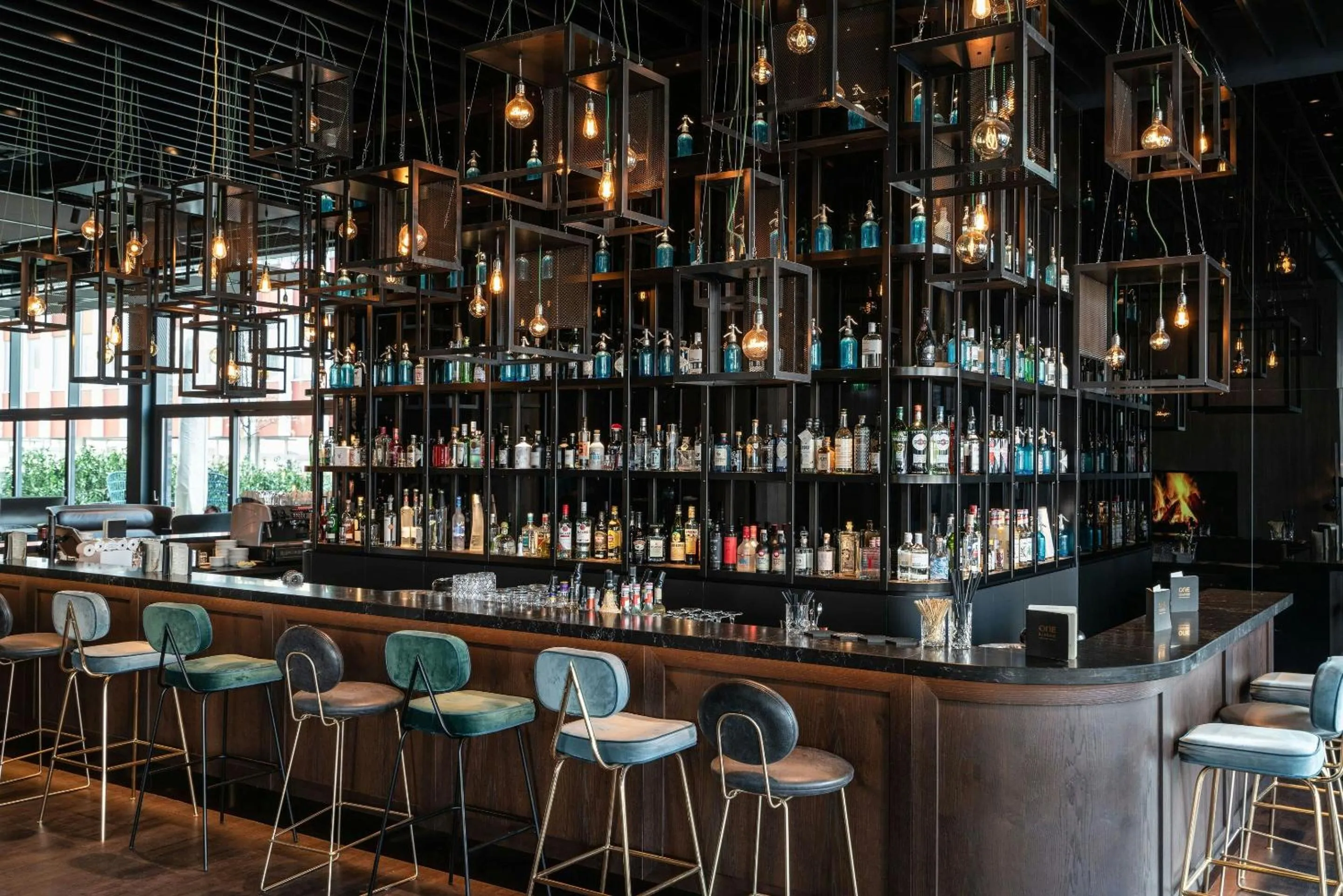 Lounge or bar in Motel One Berlin-Spittelmarkt