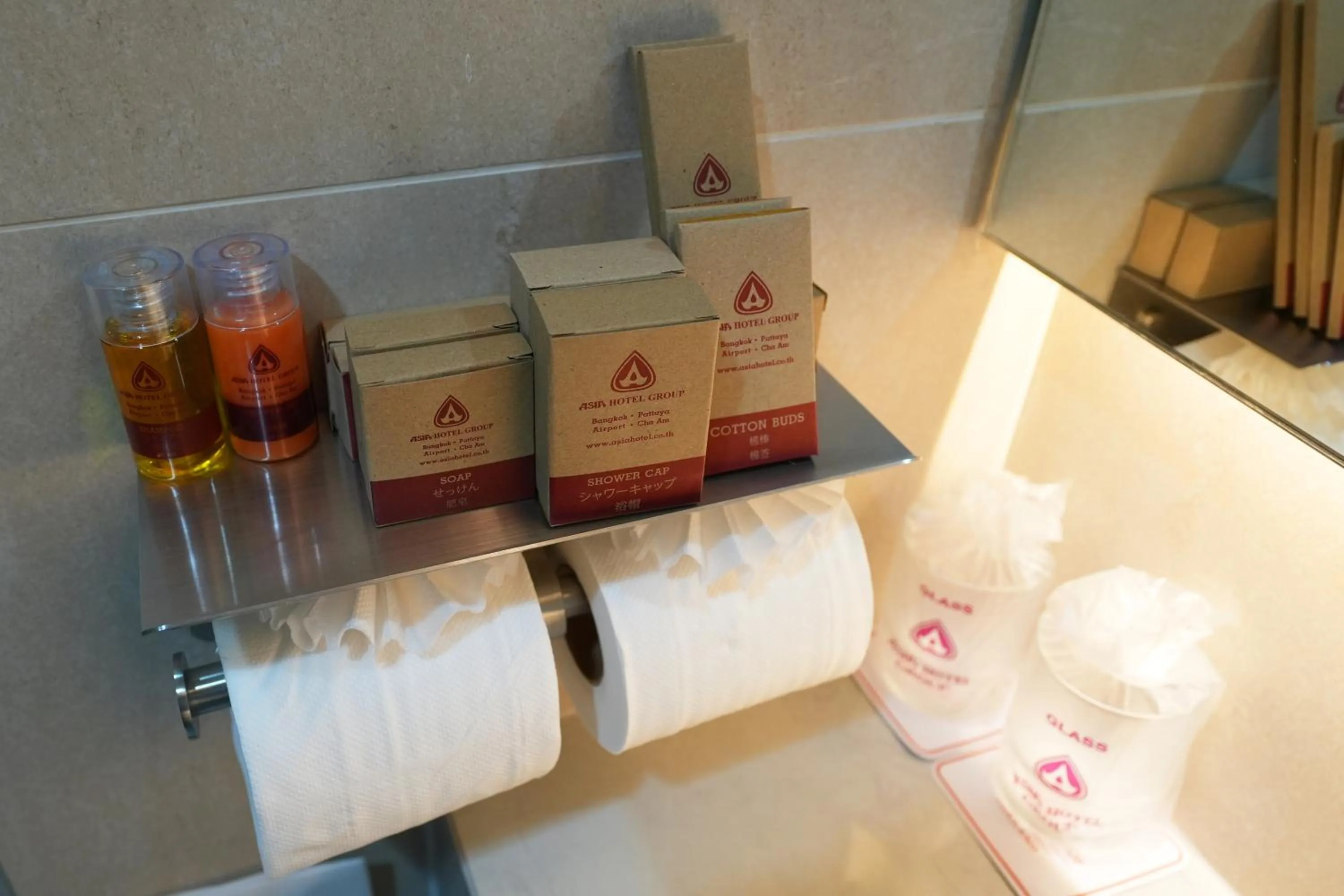 Bathroom in Asia Airport Hotel