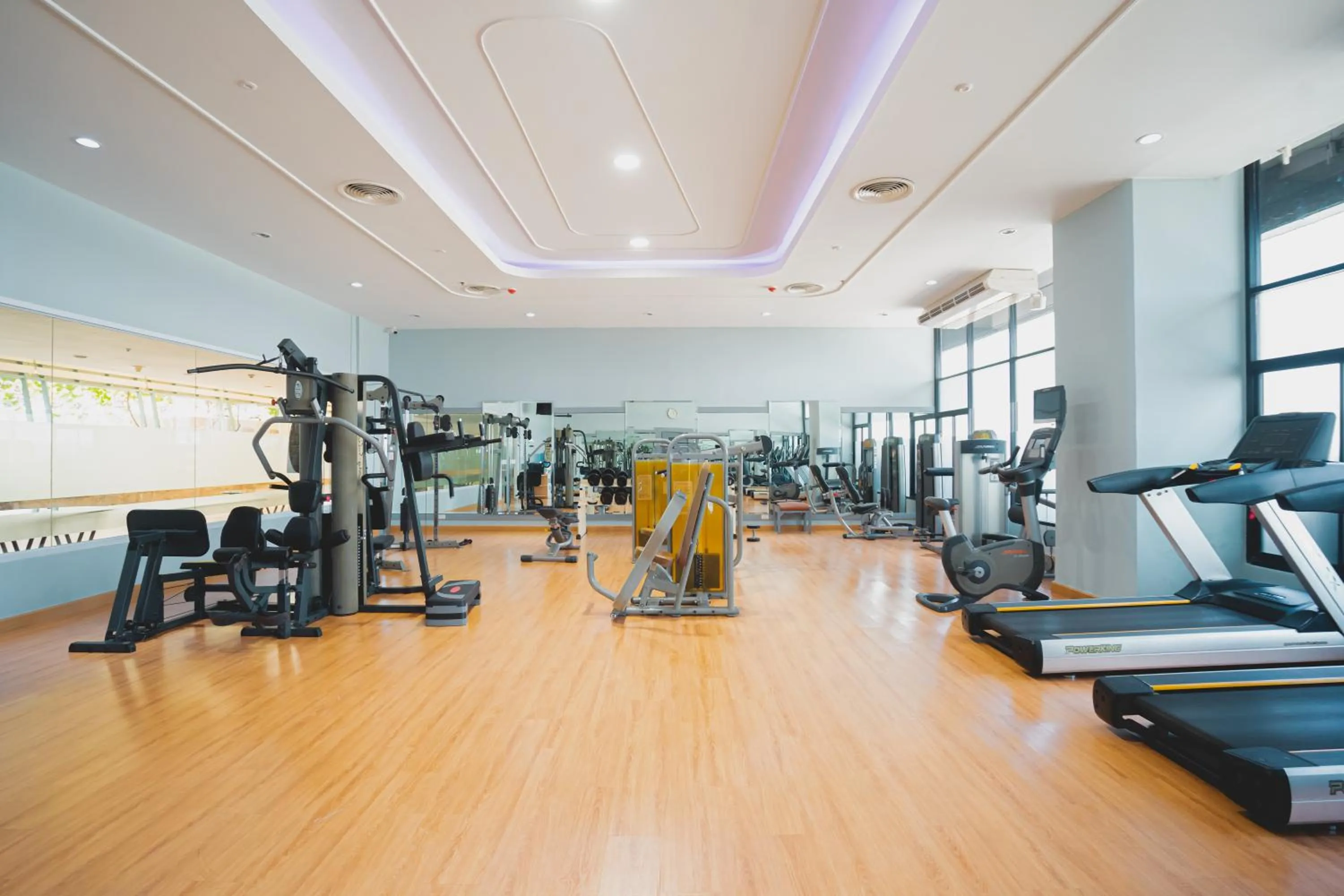 Fitness centre/facilities in Asia Airport Hotel