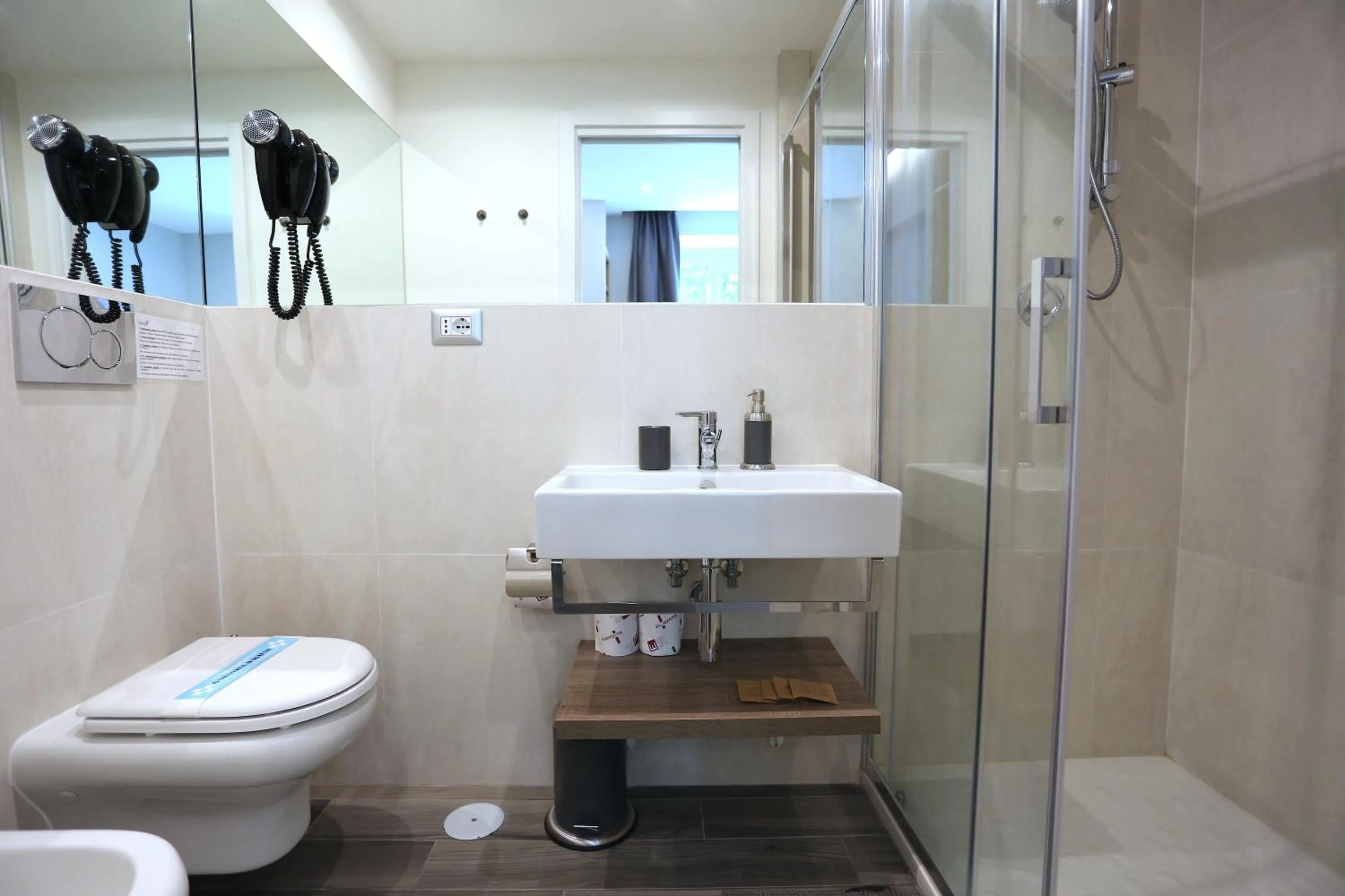 Shower in B&B Home 77