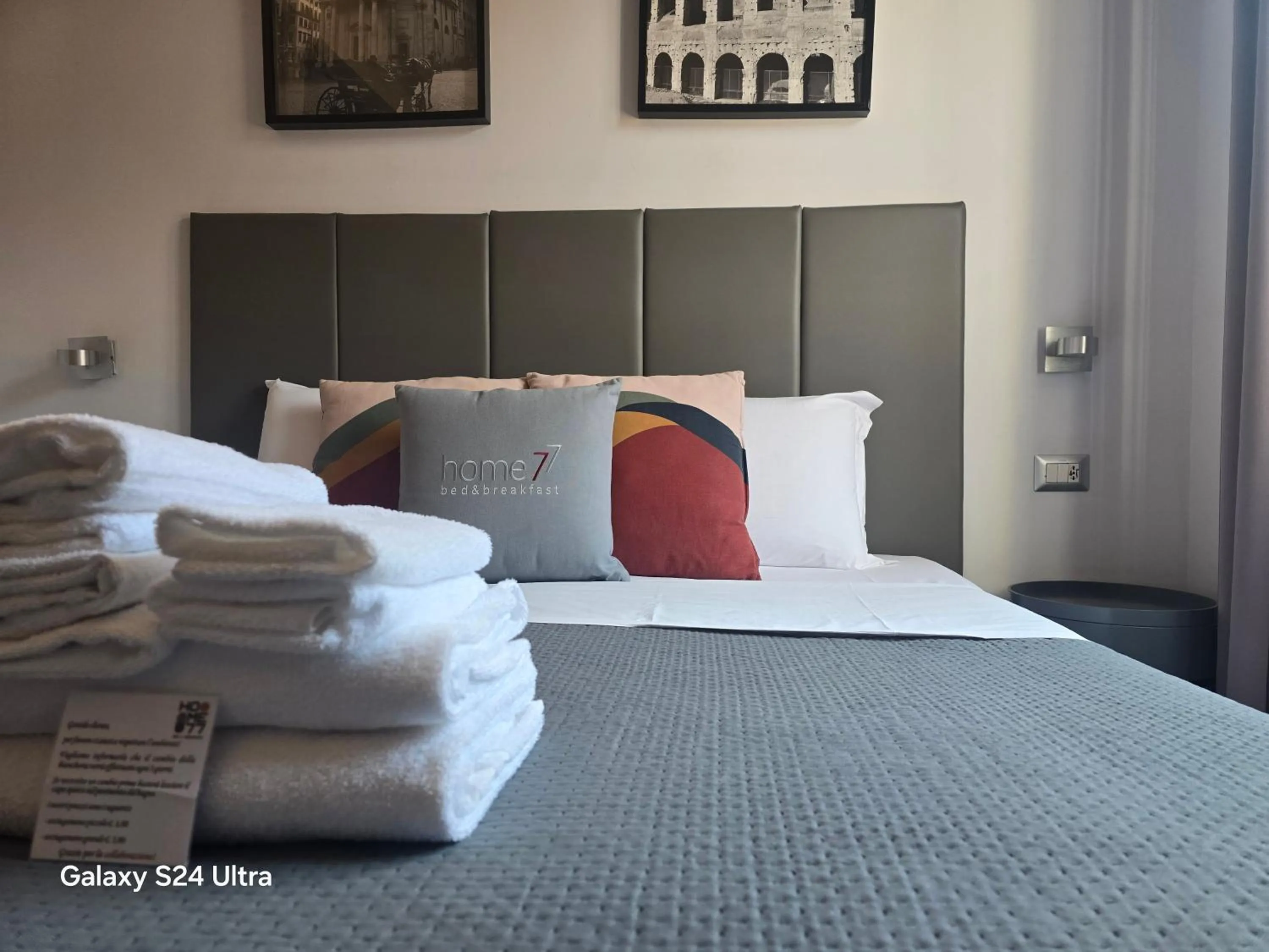 Bedroom, Bed in B&B Home 77