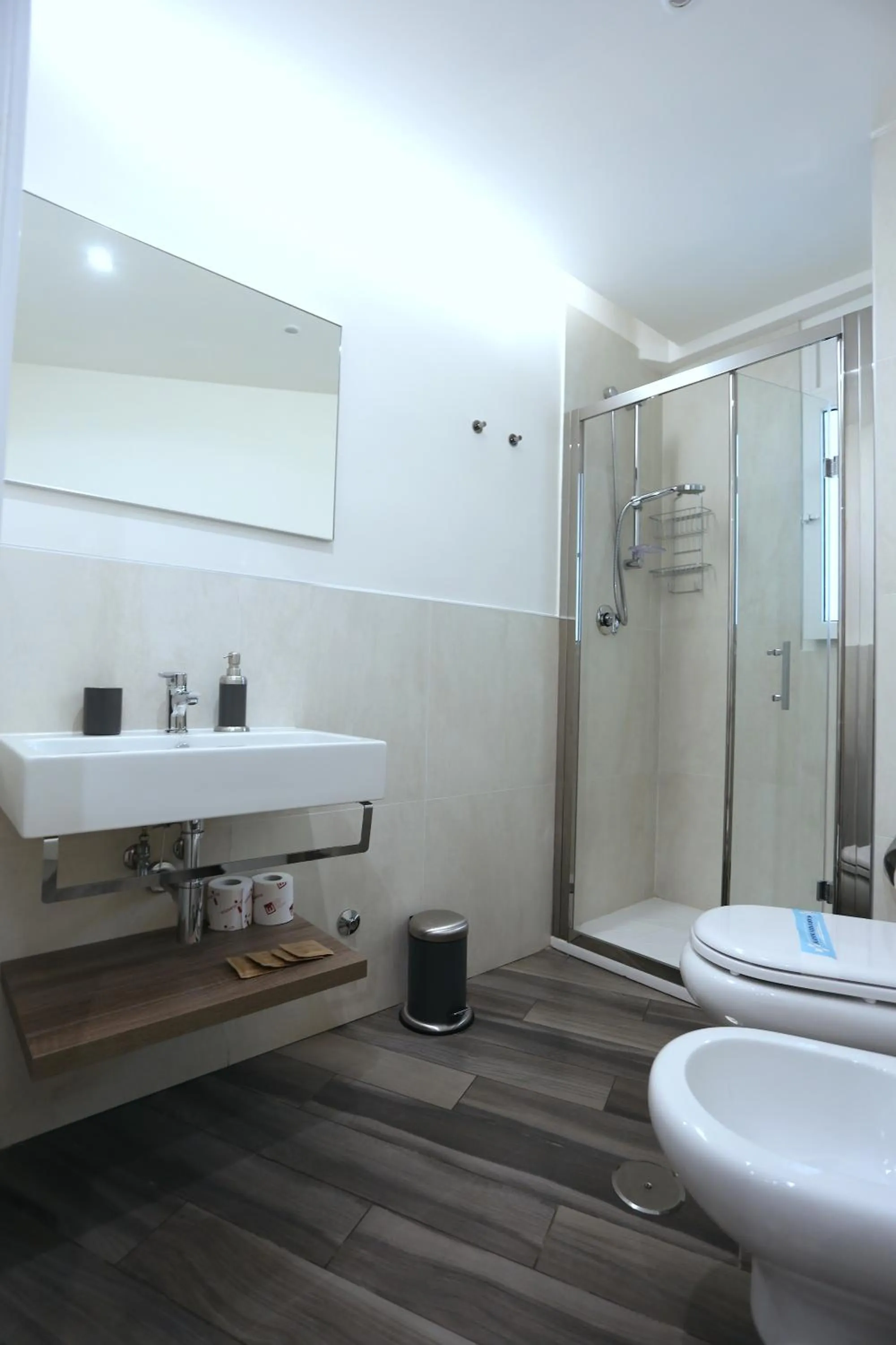 Photo of the whole room in B&B Home 77