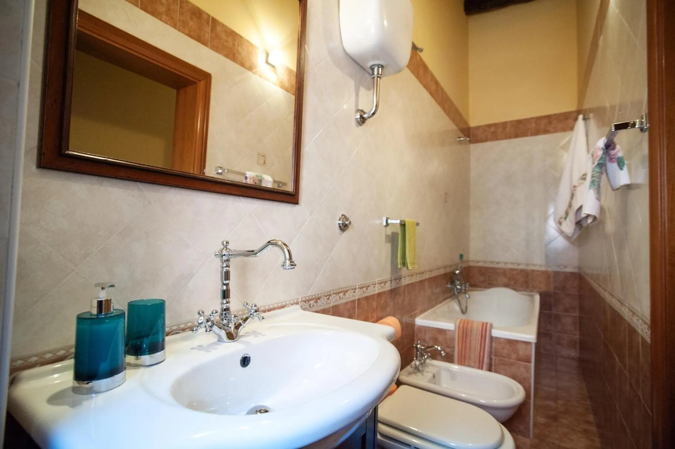 On site in VinsLounge Suite