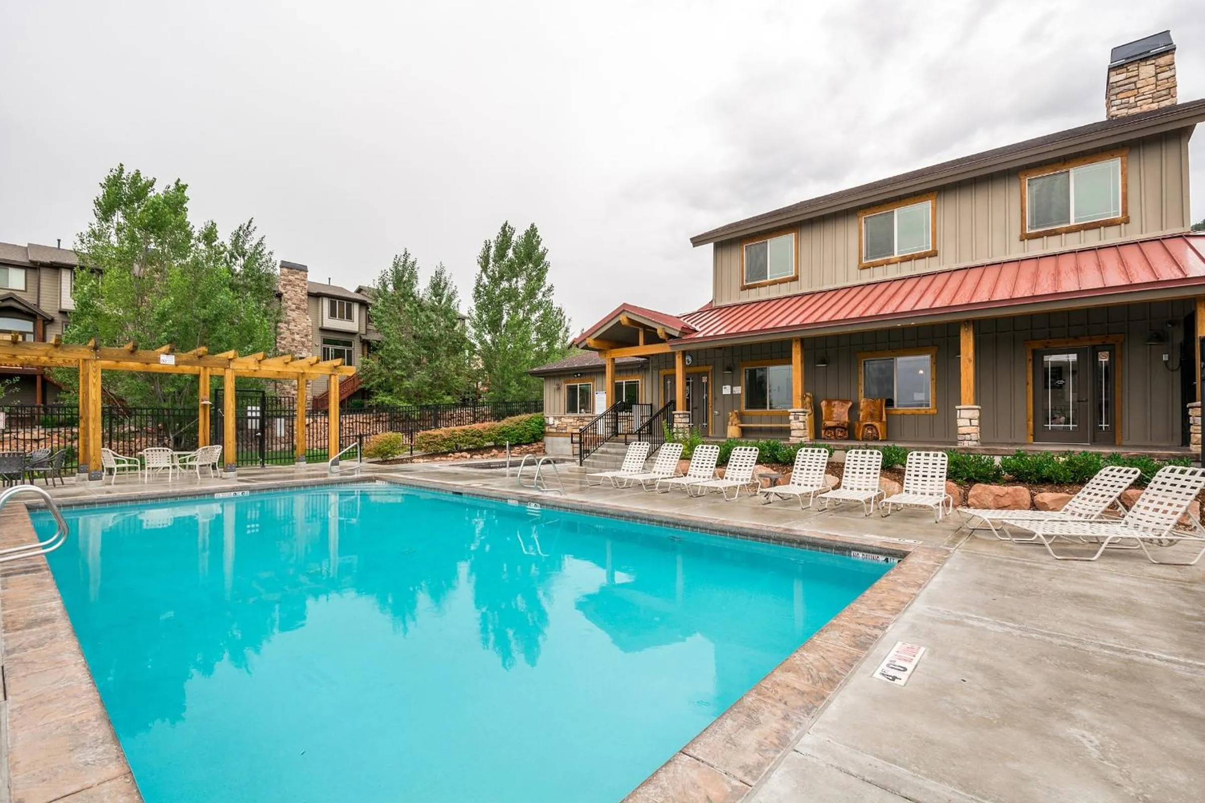 Hot Tub in Bear Hollow Village by All Seasons Resort Lodging