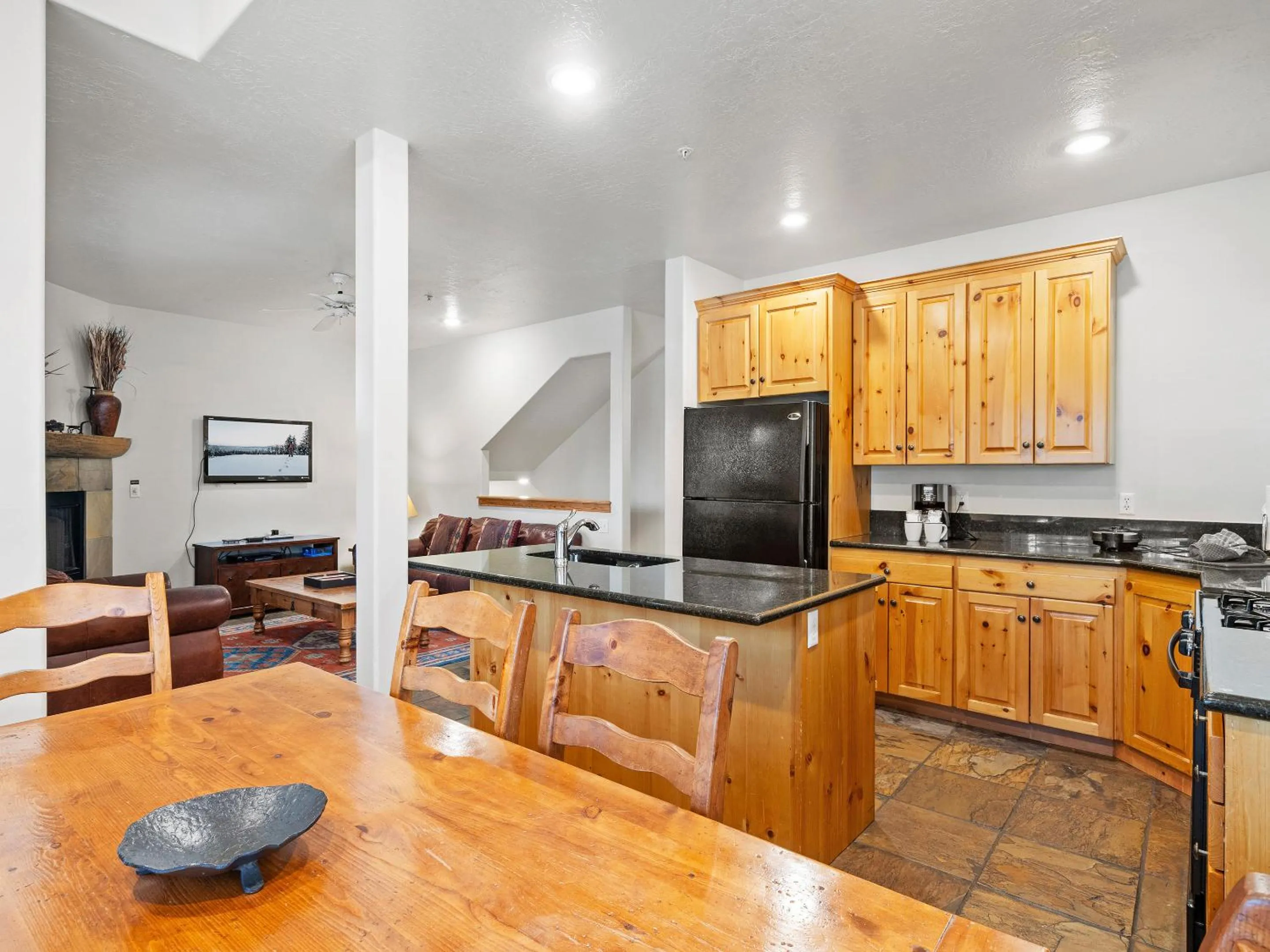 Kitchen or kitchenette in Bear Hollow Village by All Seasons Resort Lodging