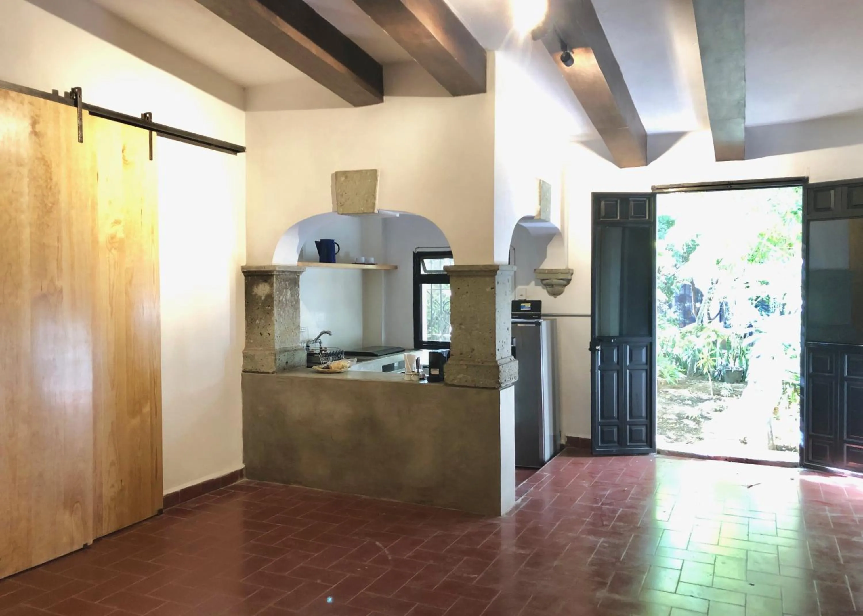 Kitchen or kitchenette in Agrado Guest House