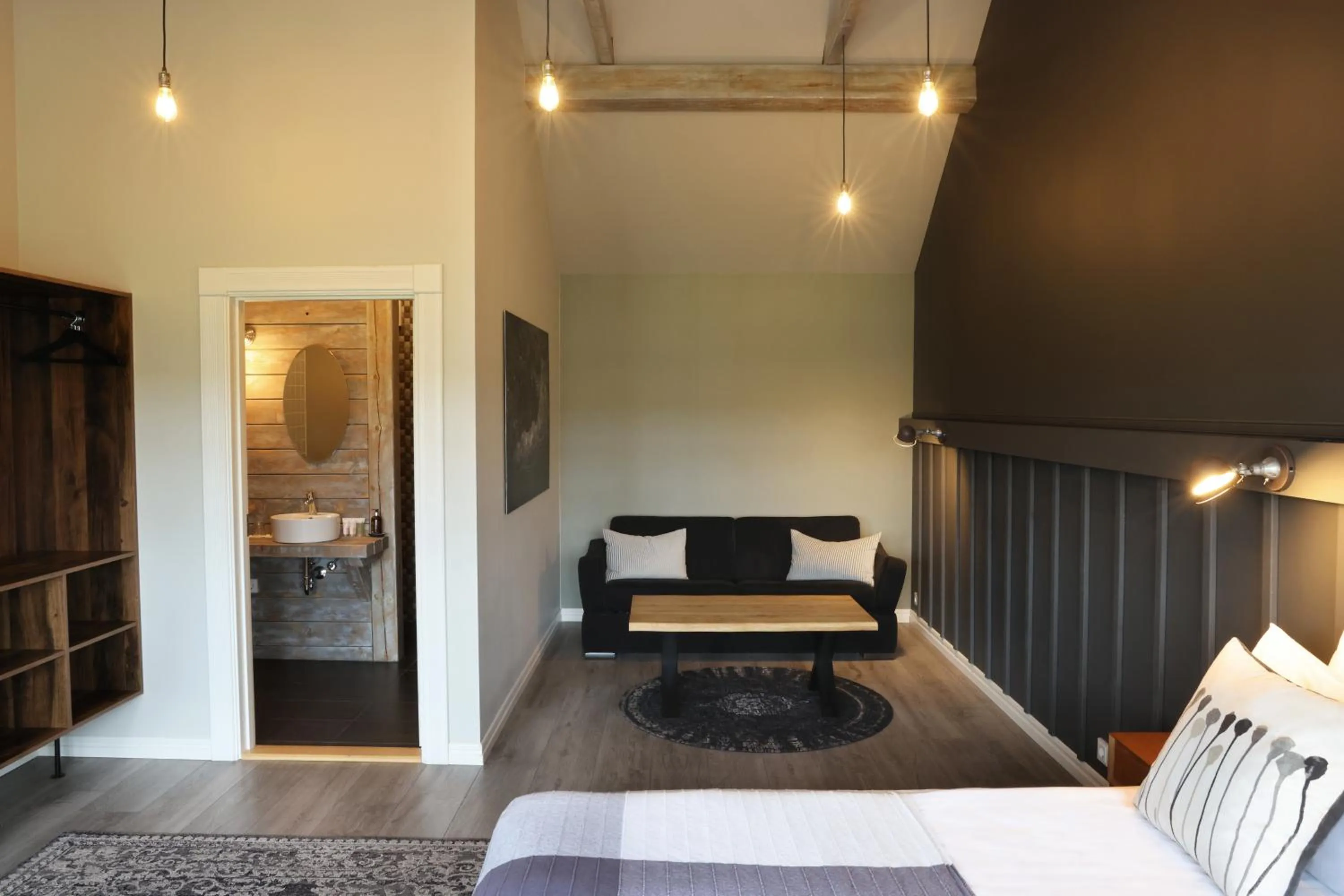 Bed in Fosshotel Hellnar