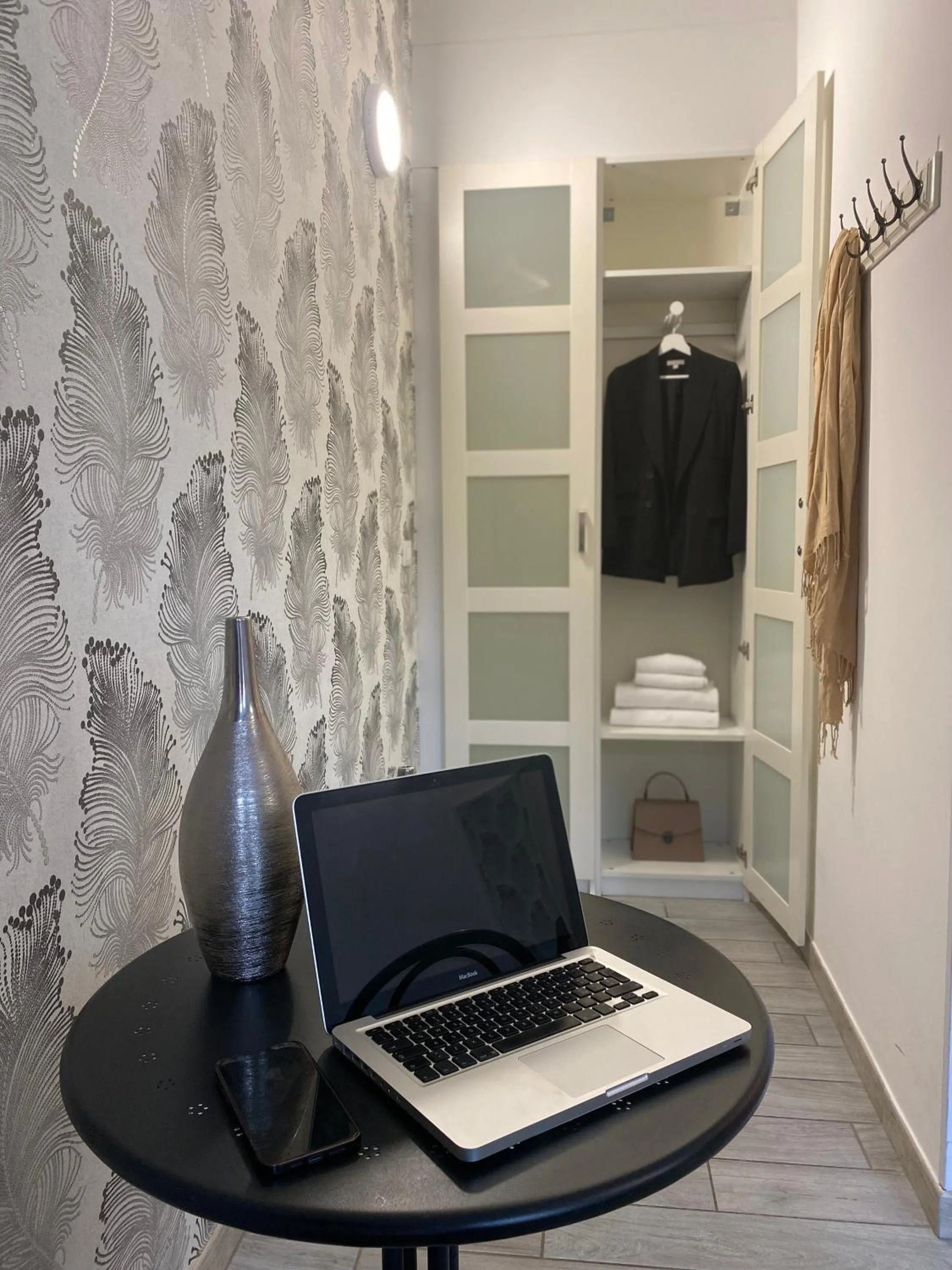 Bed in Hotel RossoVino Milano