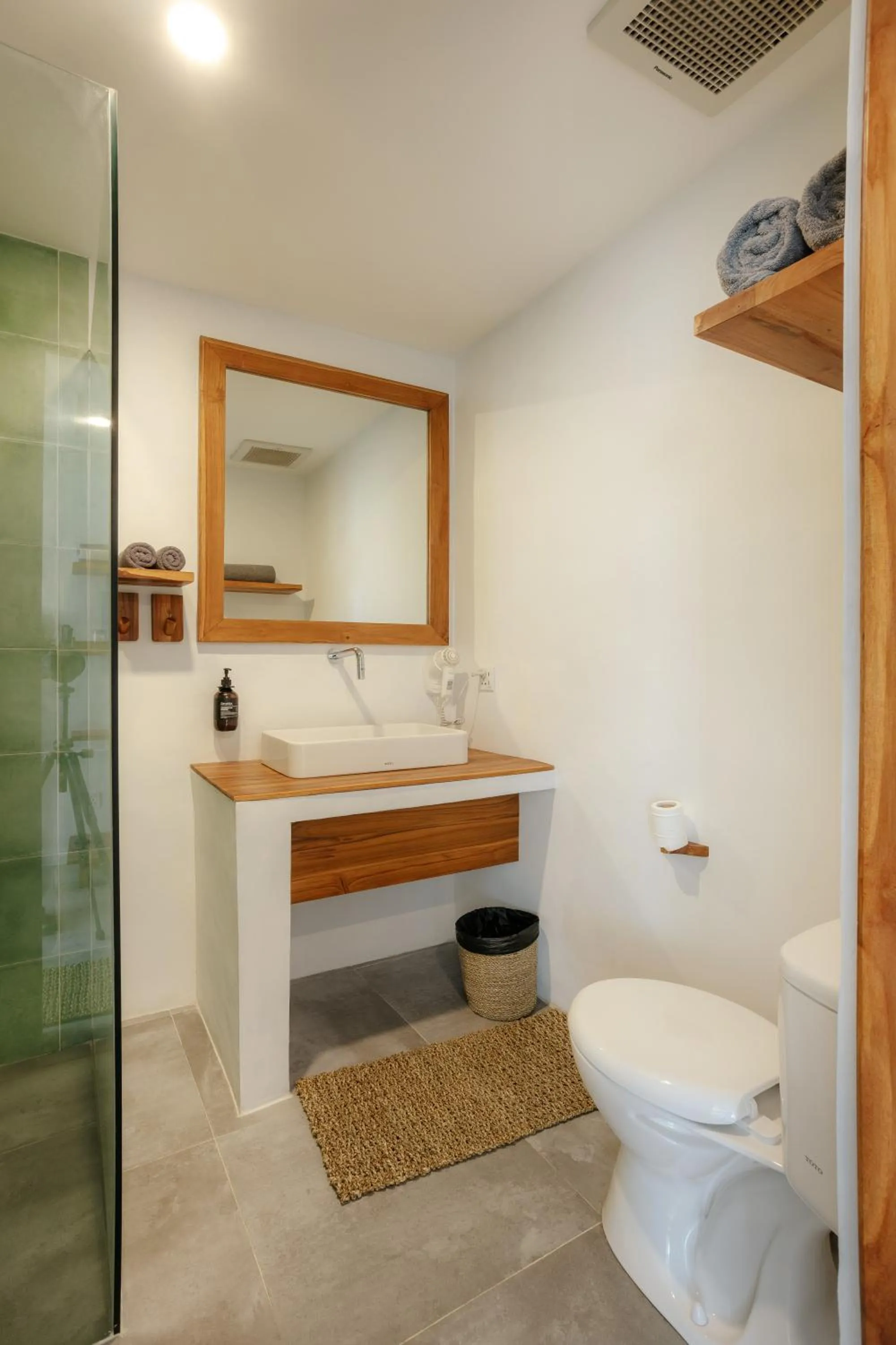 Puri Garden Hotel & Hostel