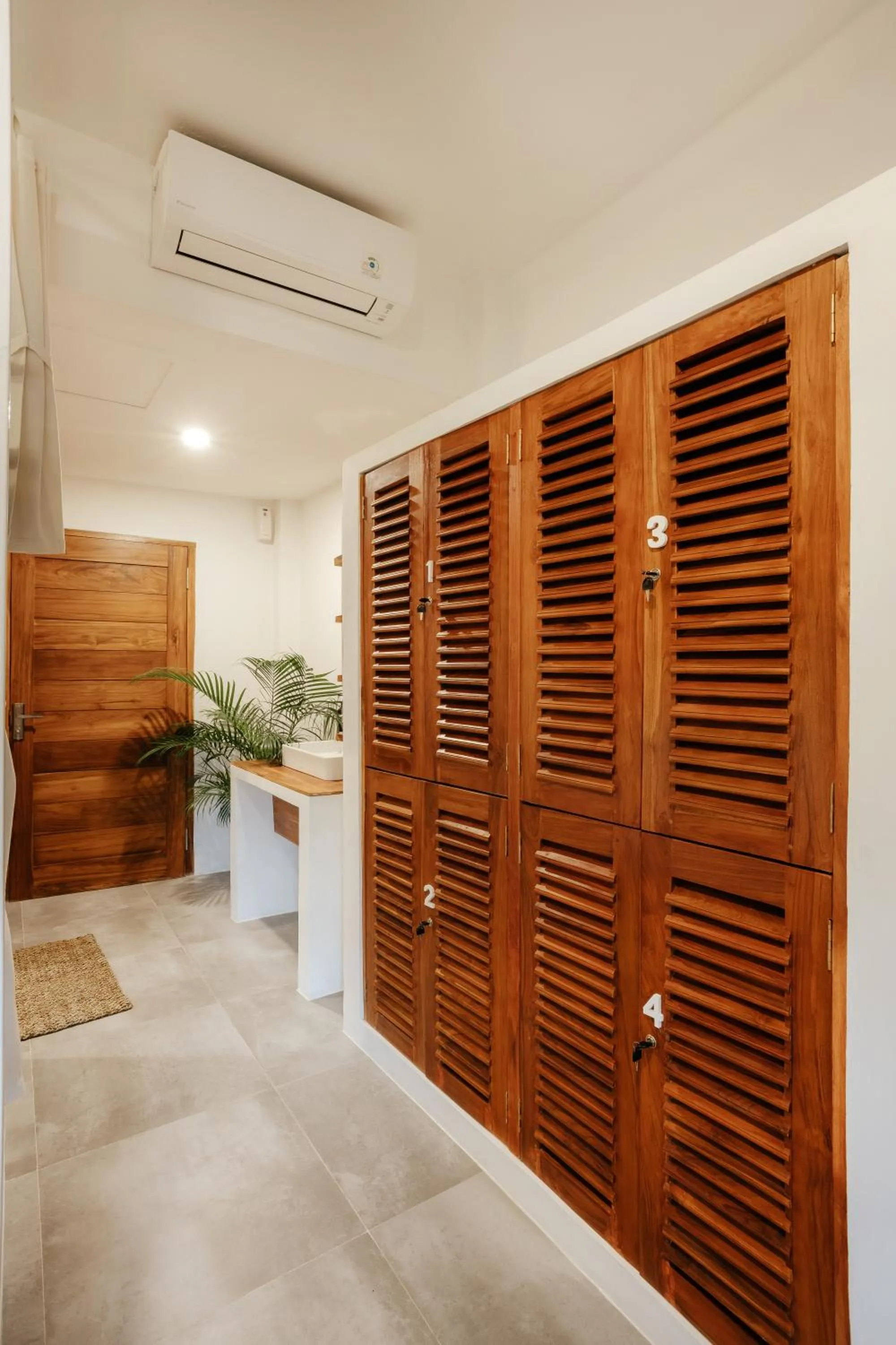 Puri Garden Hotel & Hostel