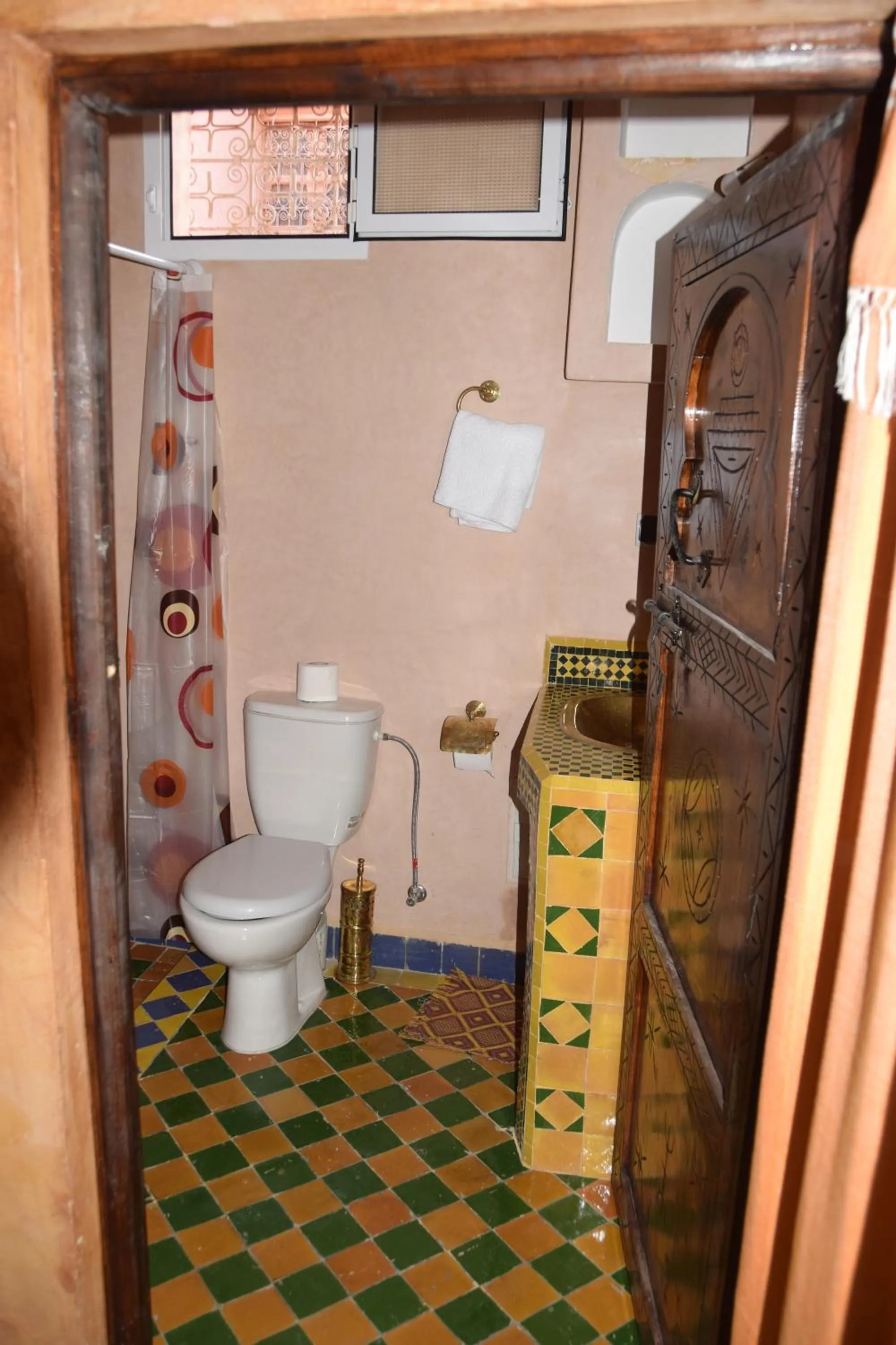 Toilet in Kasbah Assafar