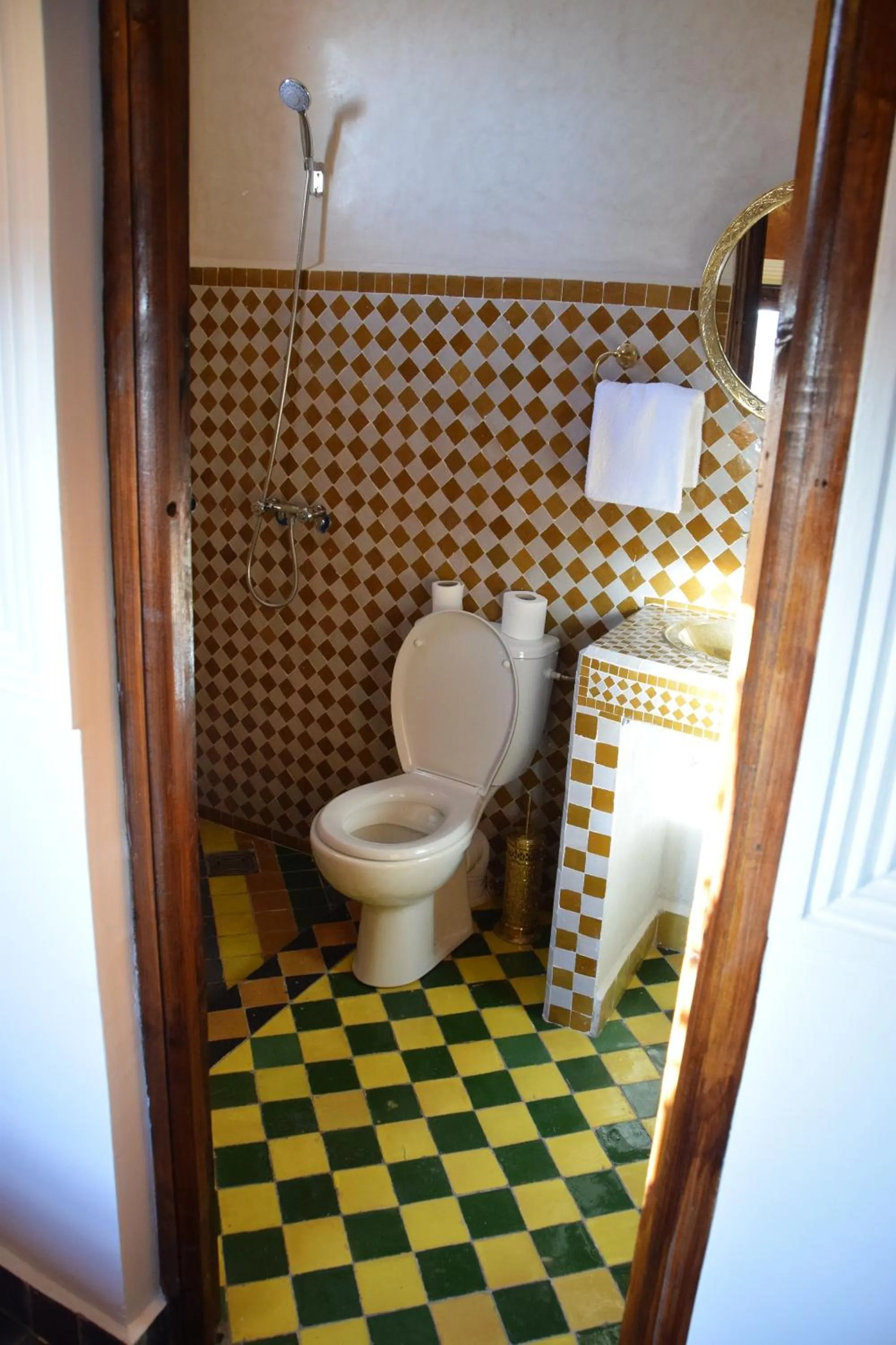 Shower in Kasbah Assafar