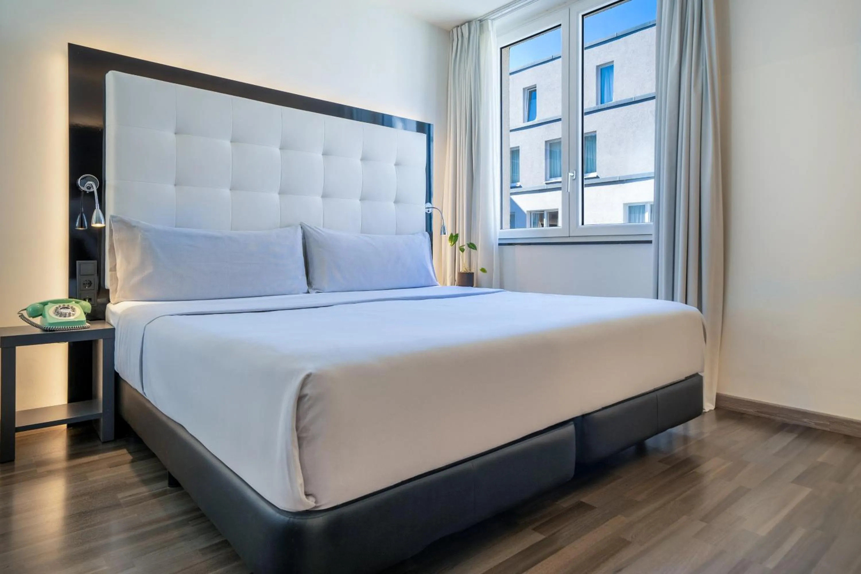 Bed in INNSiDE by Meliá Berlin Mitte