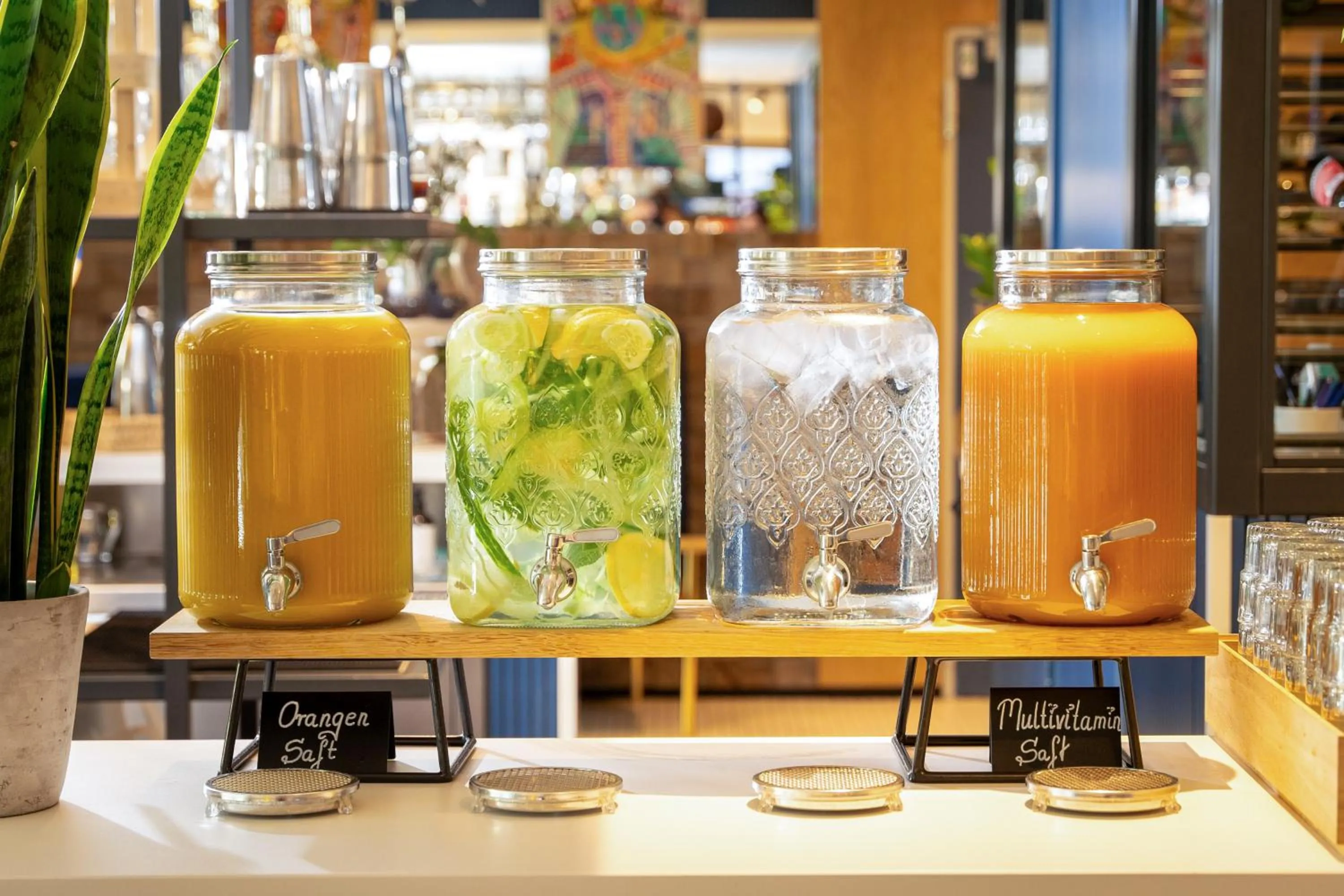 Food and drinks in INNSiDE by Meliá Berlin Mitte