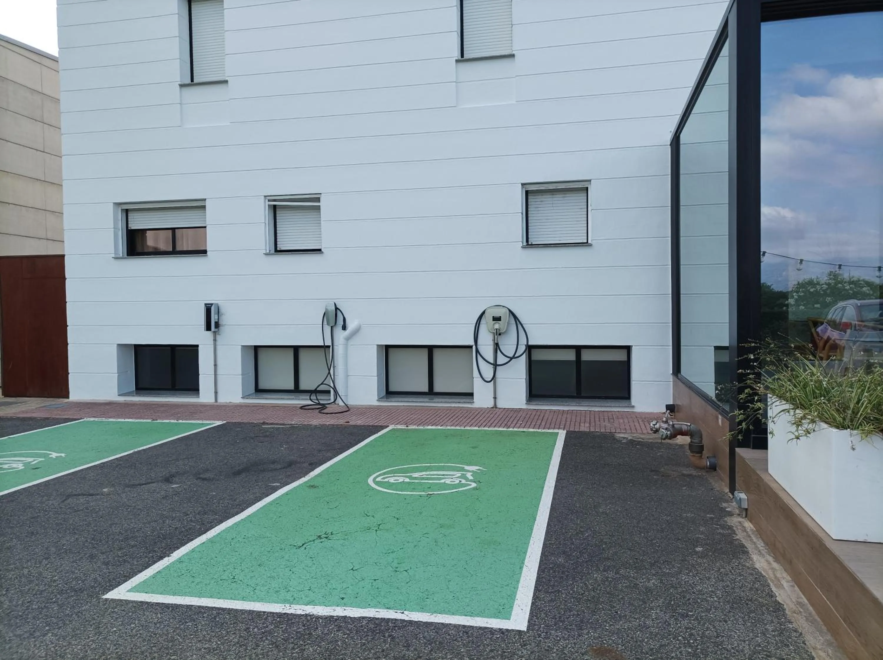 Parking in Hotel Diego