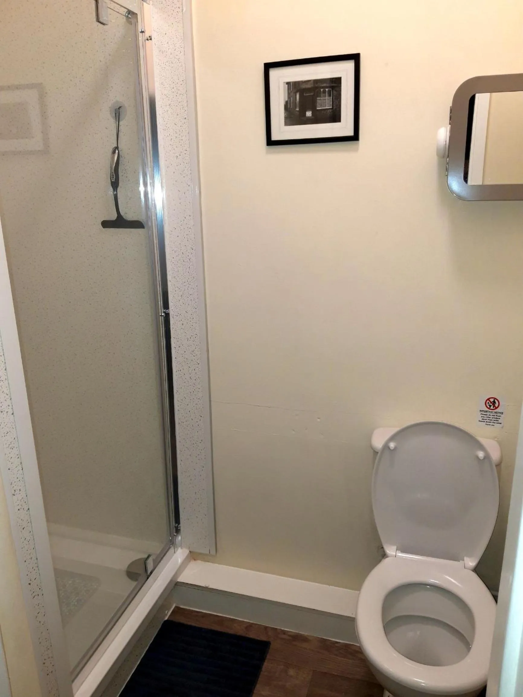 People in Hull Trinity Backpackers